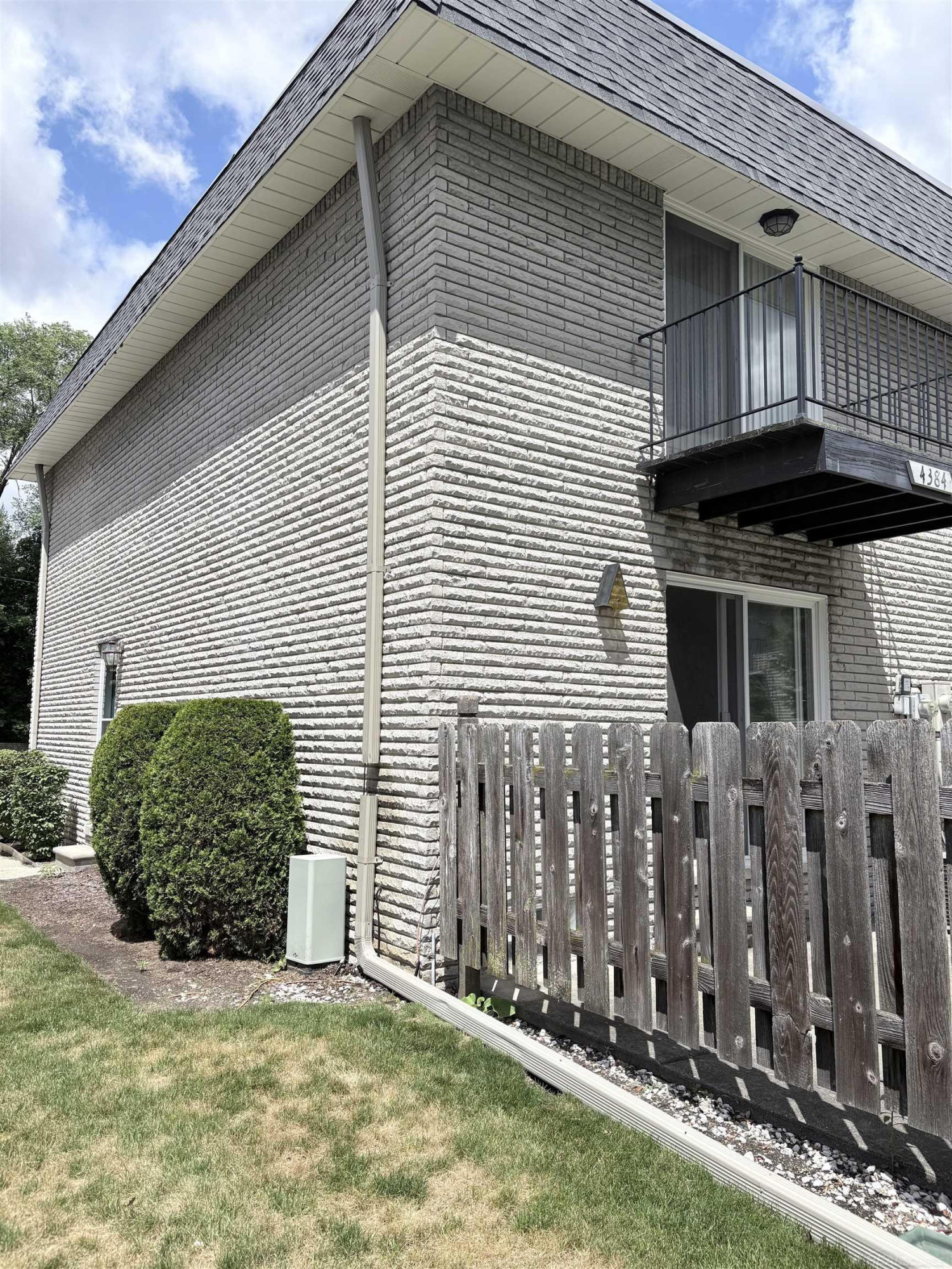 4384 15 Mile Road, 63, Sterling Heights, MI 48310 — Photo 3