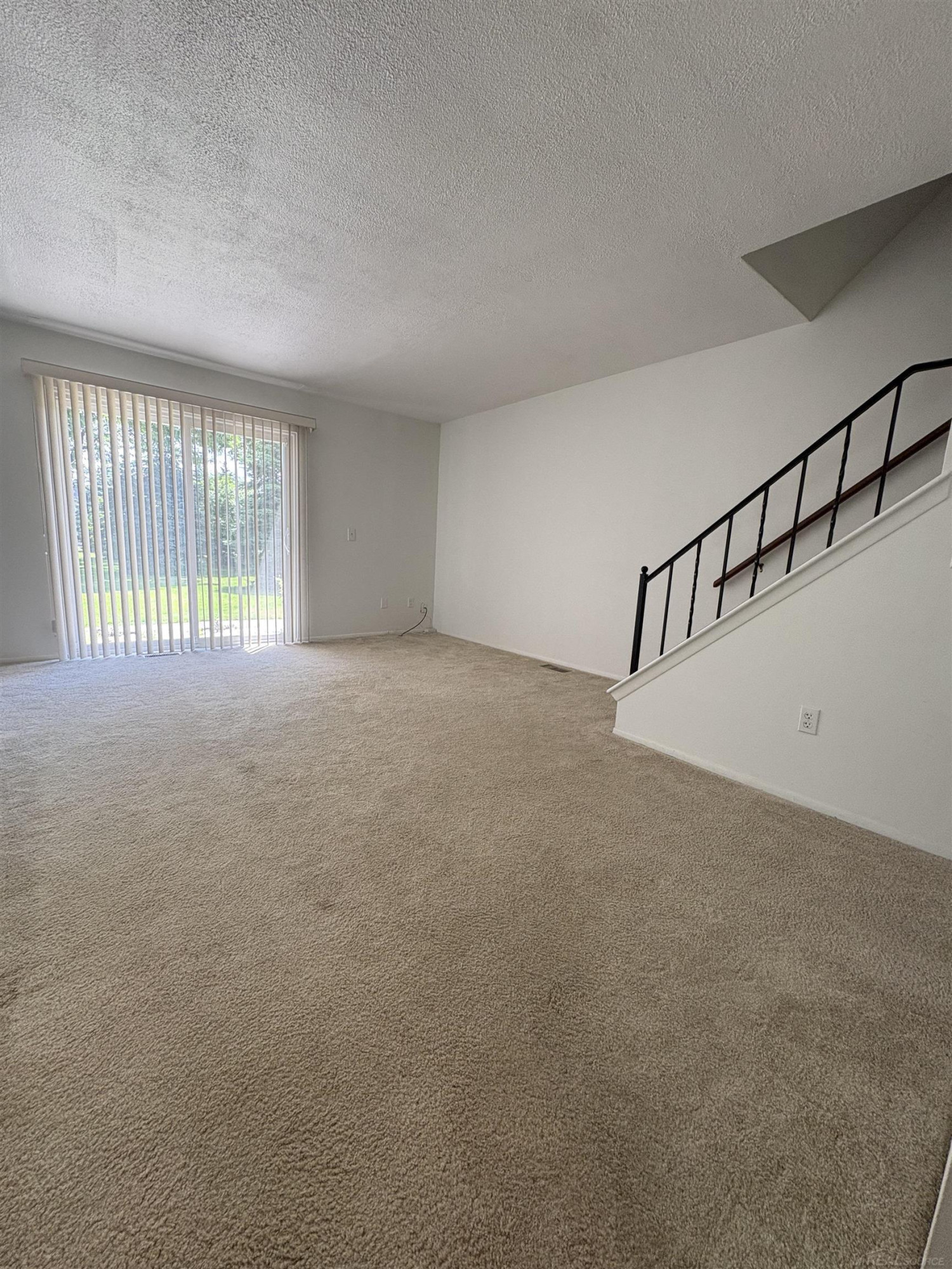 4384 15 Mile Road, 63, Sterling Heights, MI 48310 — Photo 12