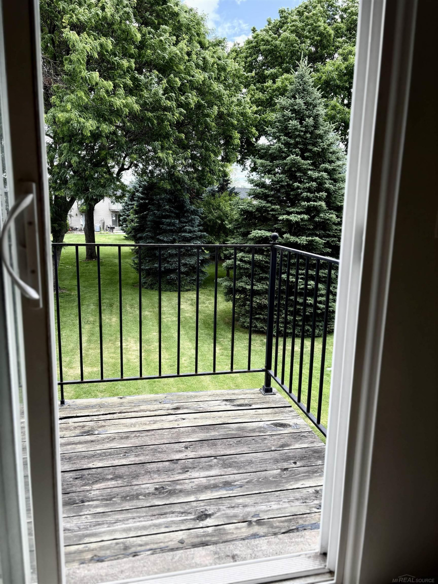 4384 15 Mile Road, 63, Sterling Heights, MI 48310 — Photo 18