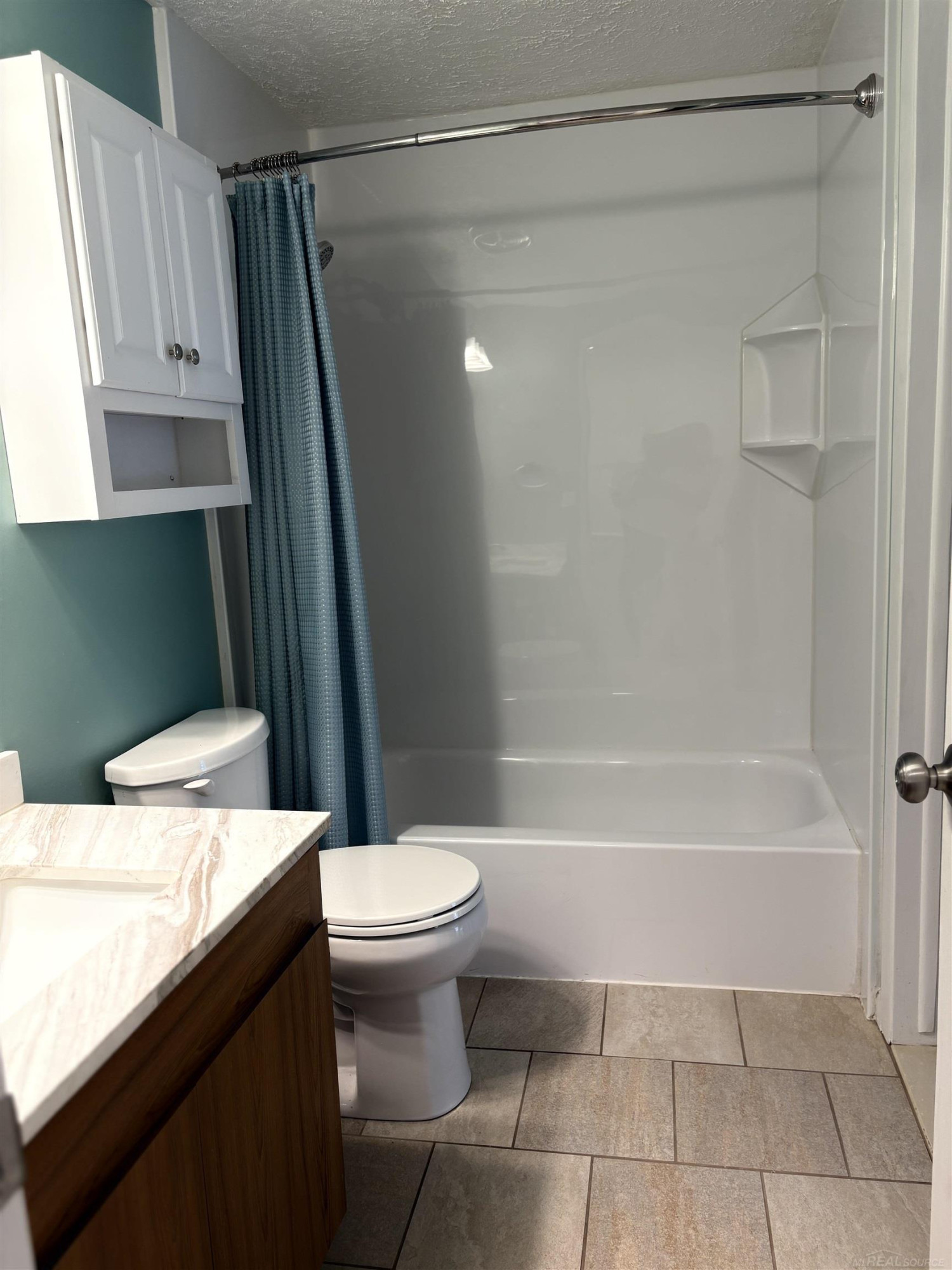 4384 15 Mile Road, 63, Sterling Heights, MI 48310 — Photo 20