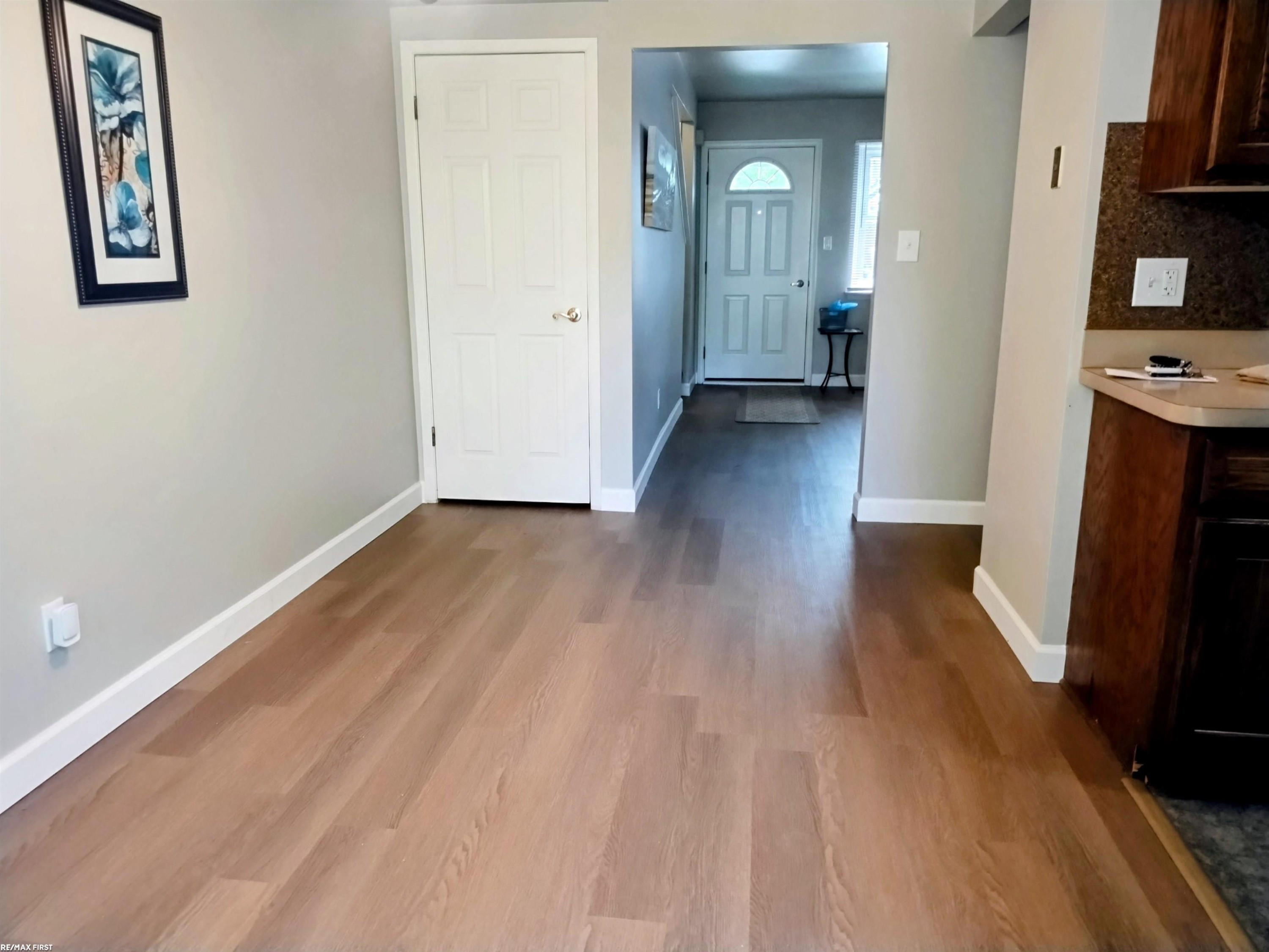 45547 Kensington Street, Utica, MI 48317 — Photo 8