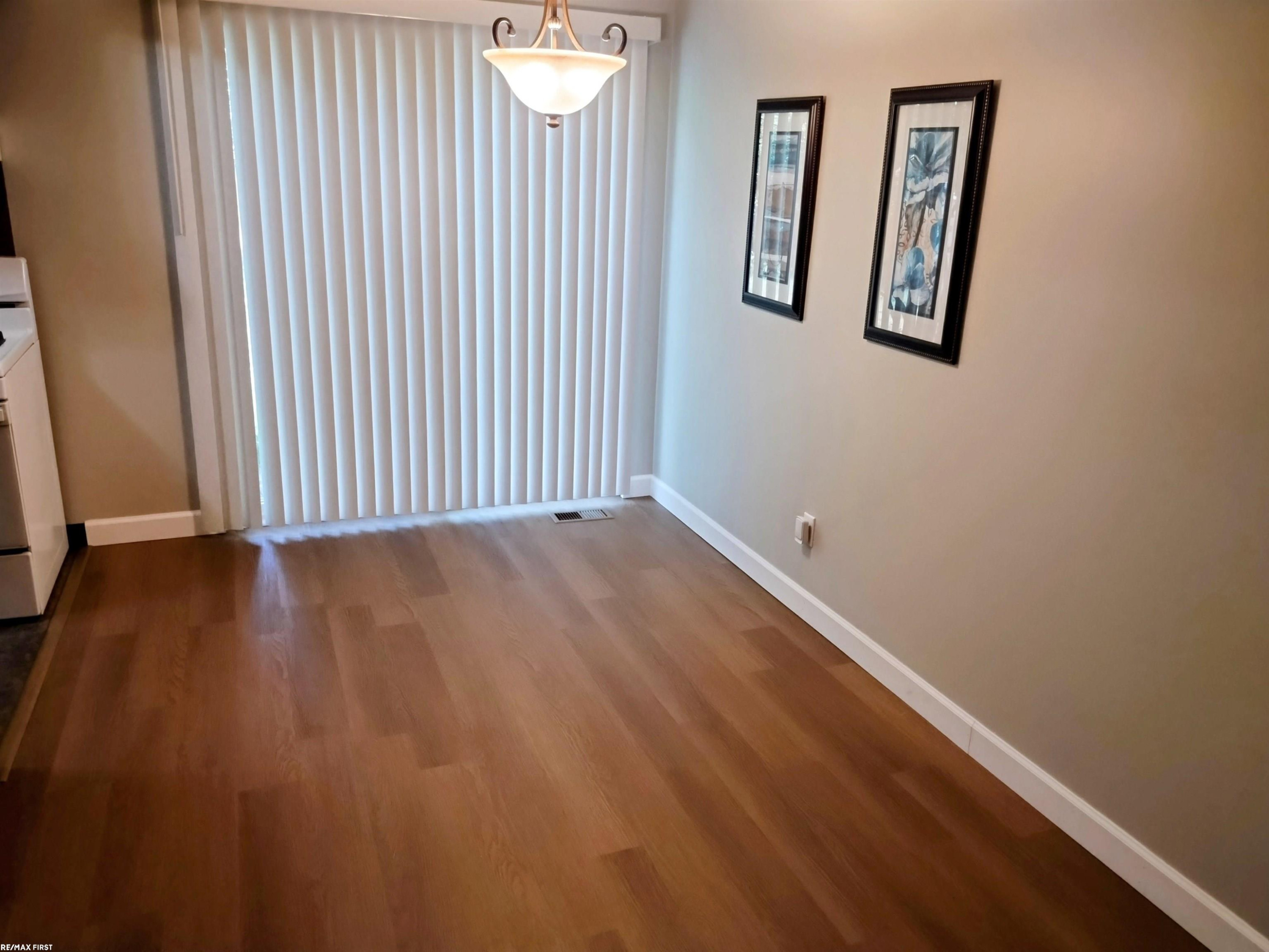 45547 Kensington Street, Utica, MI 48317 — Photo 9