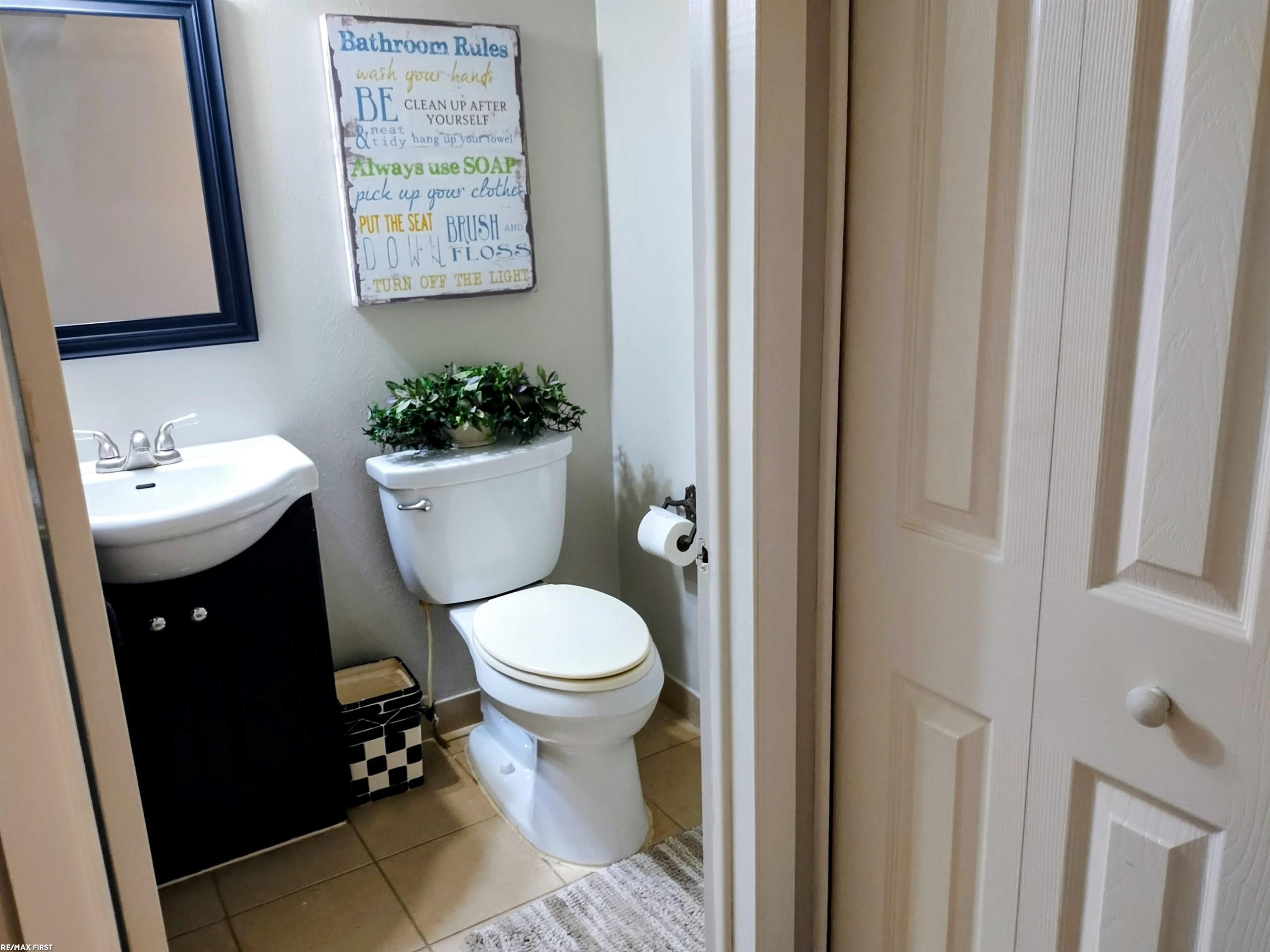 45547 Kensington Street, Utica, MI 48317 — Photo 10