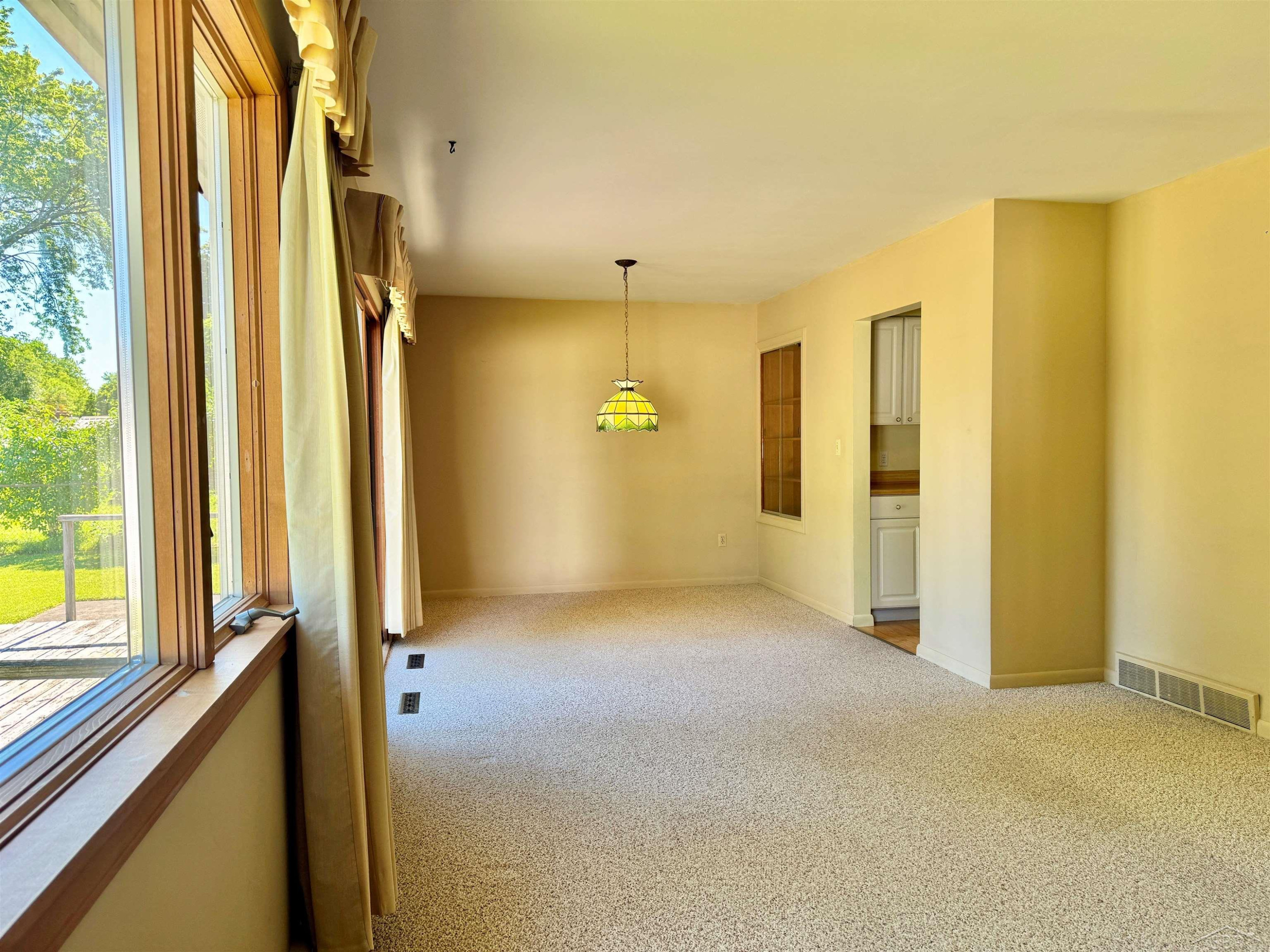 835 Wheelock Drive, Freeland, MI 48623 — Photo 8