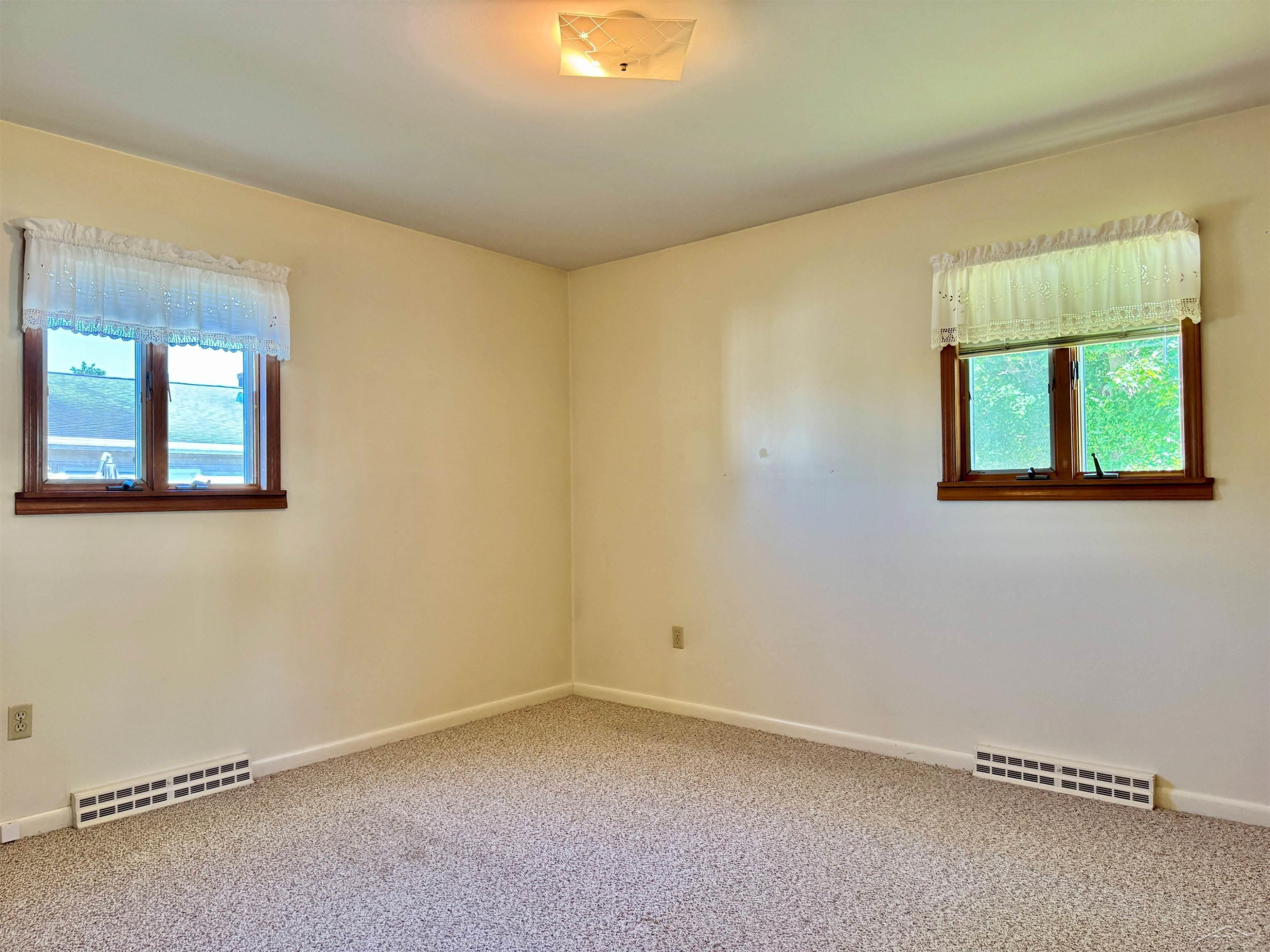 835 Wheelock Drive, Freeland, MI 48623 — Photo 12