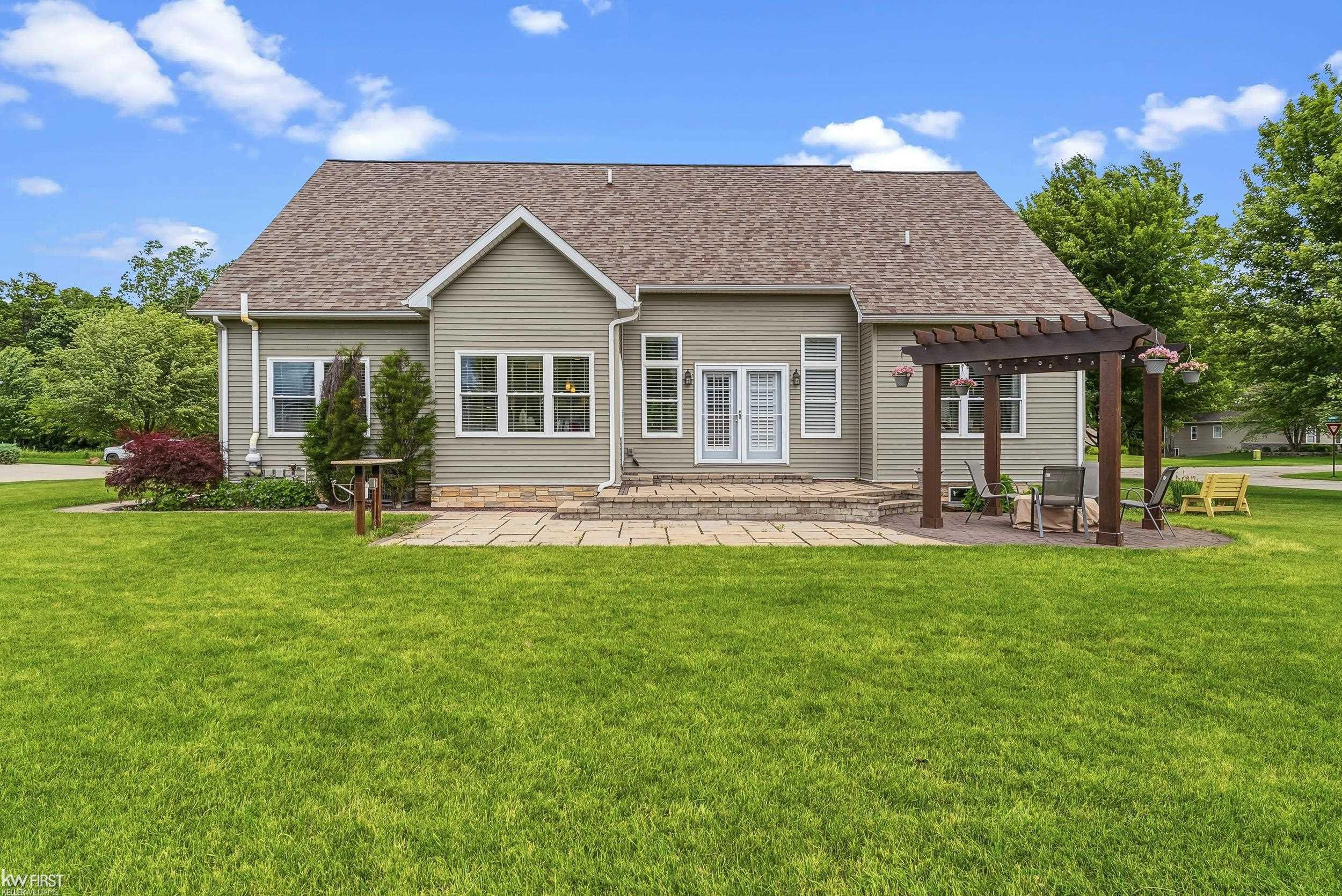 16432 Silver Landings Drive, Fenton, MI 48430 — Photo 3