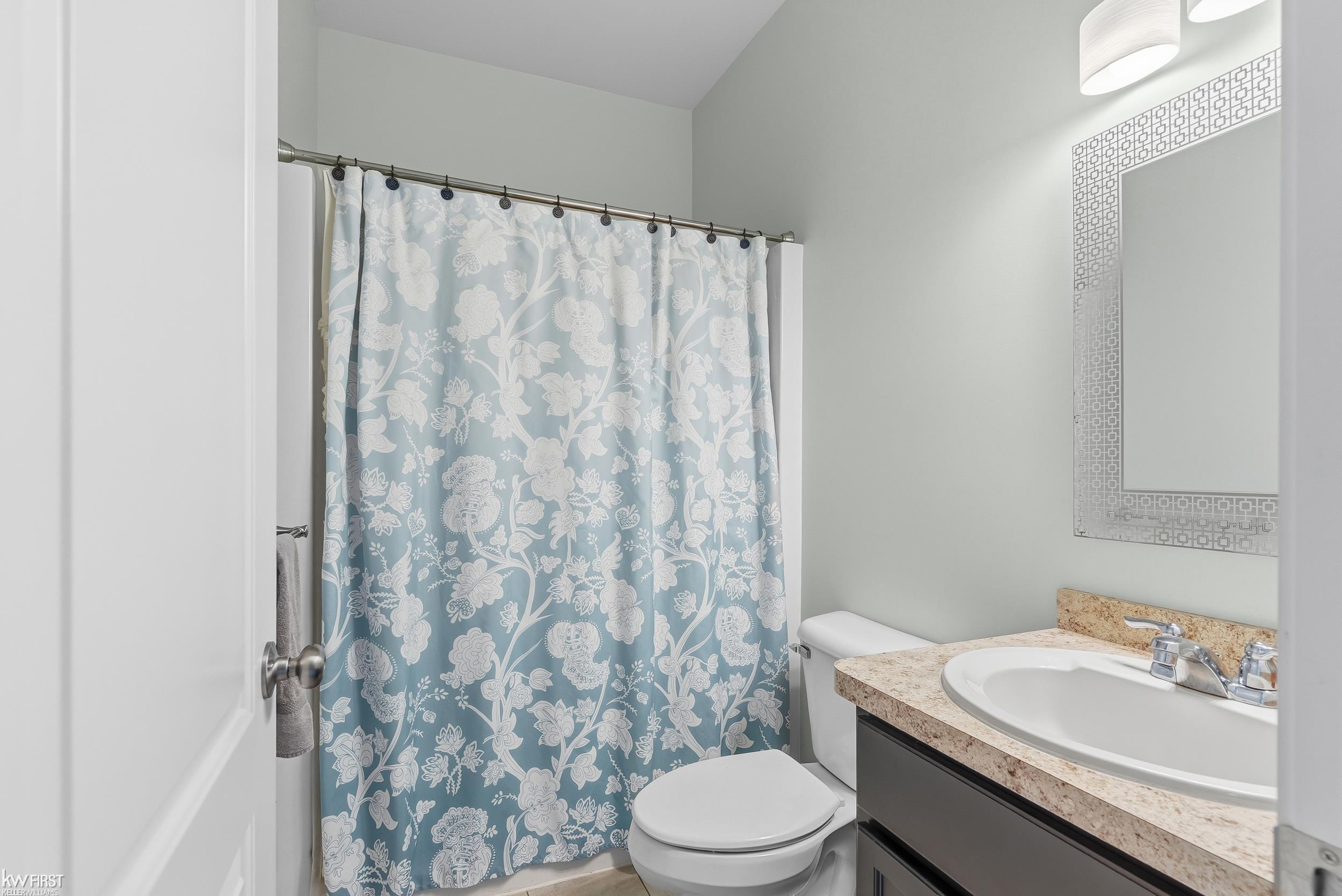 16432 Silver Landings Drive, Fenton, MI 48430 — Photo 33