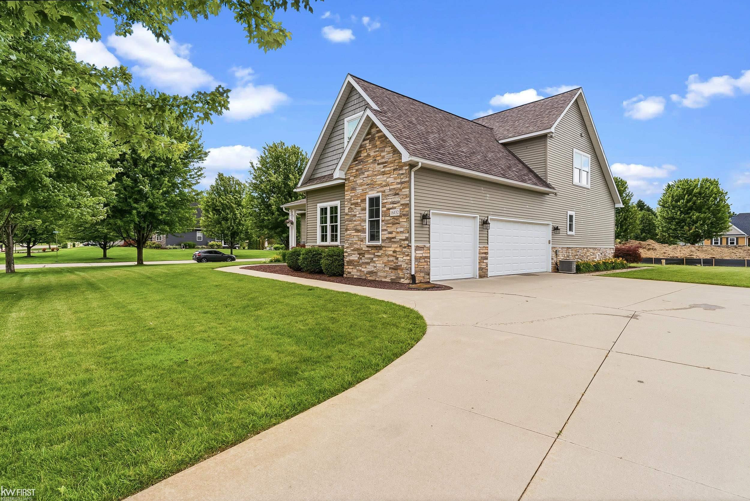 16432 Silver Landings Drive, Fenton, MI 48430 — Photo 53