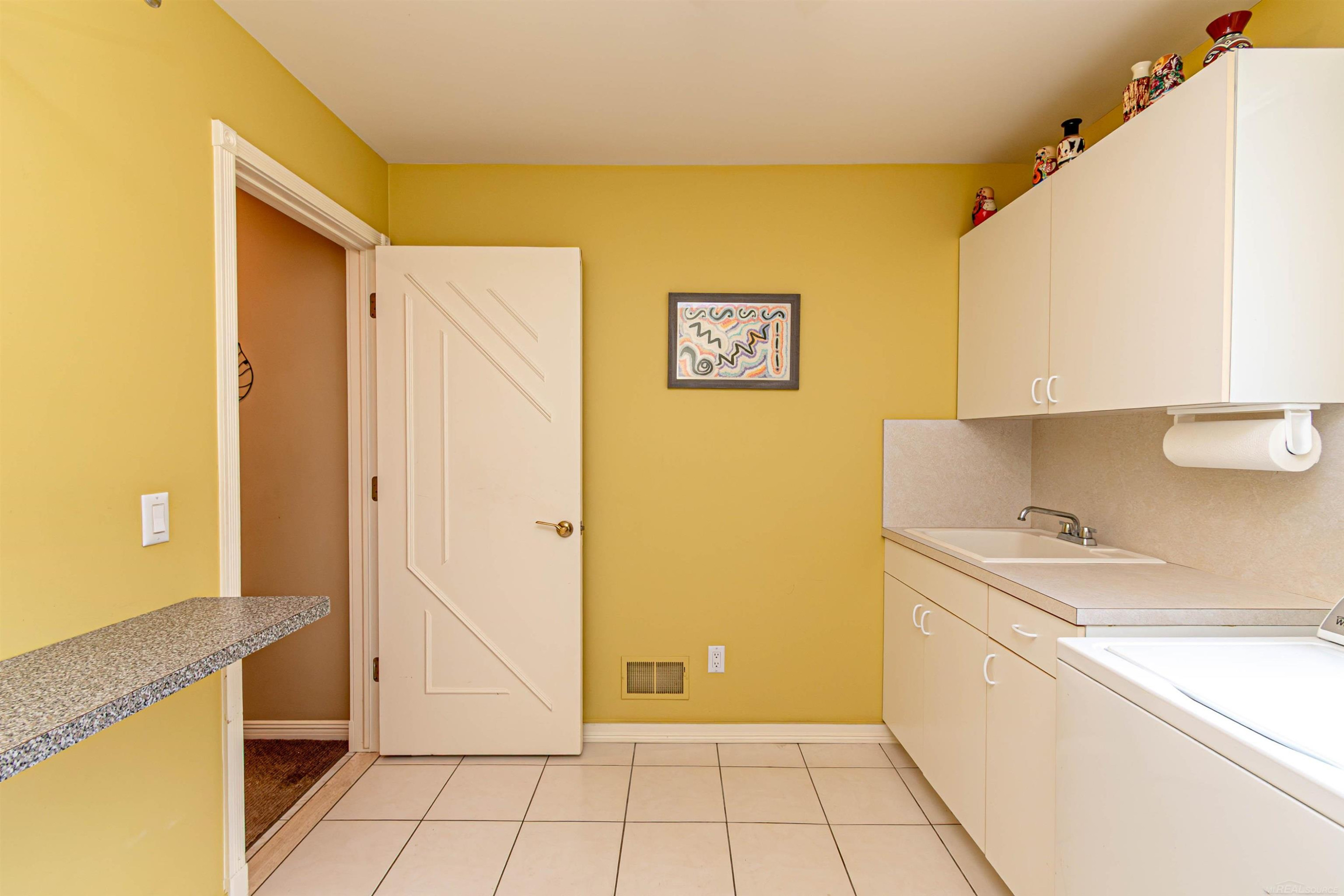 43737 Saint Julian Court, Sterling Heights, MI 48314 — Photo 24