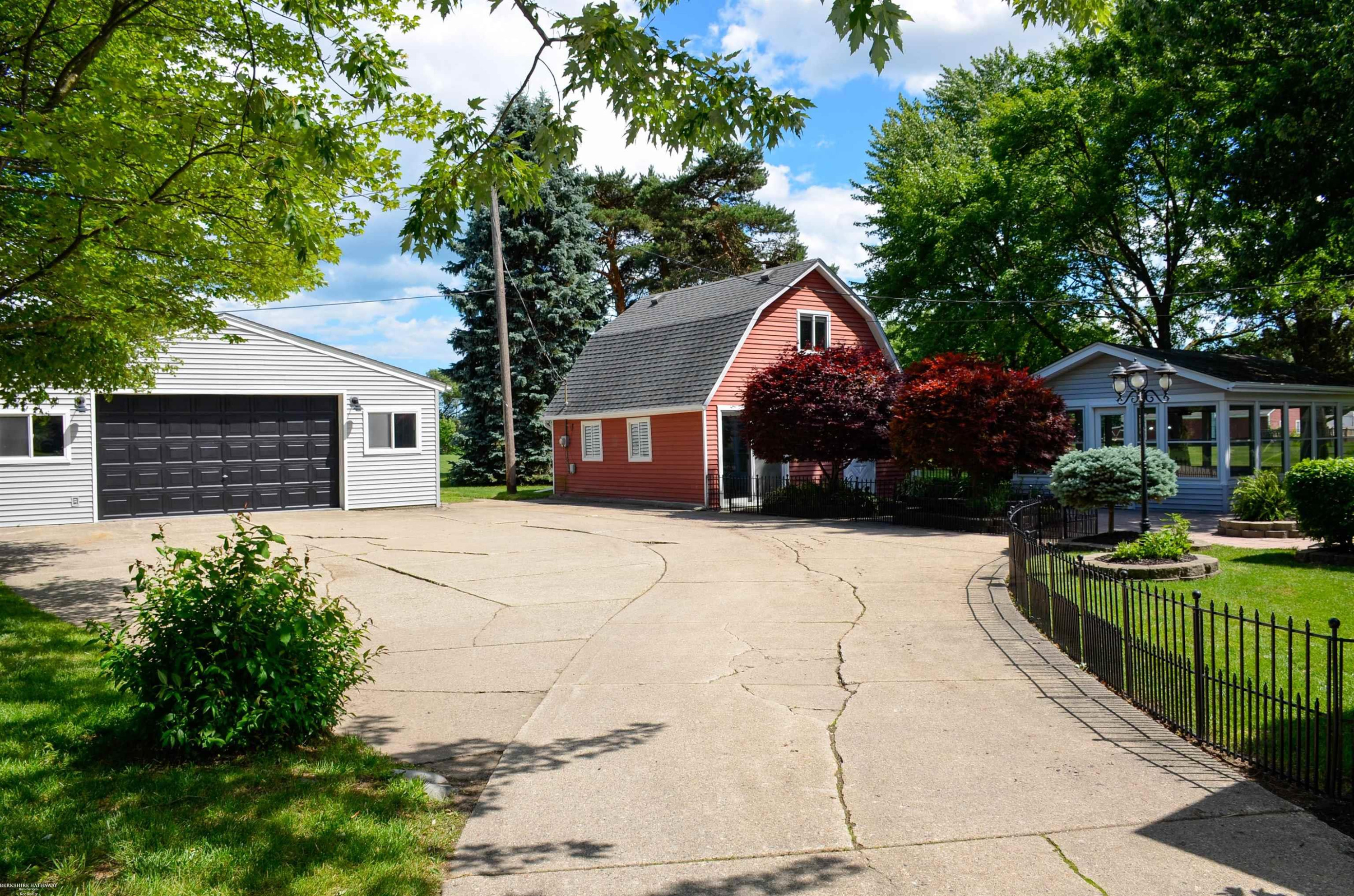 50400 Fairchild Road, New Baltimore, MI — Photo 4