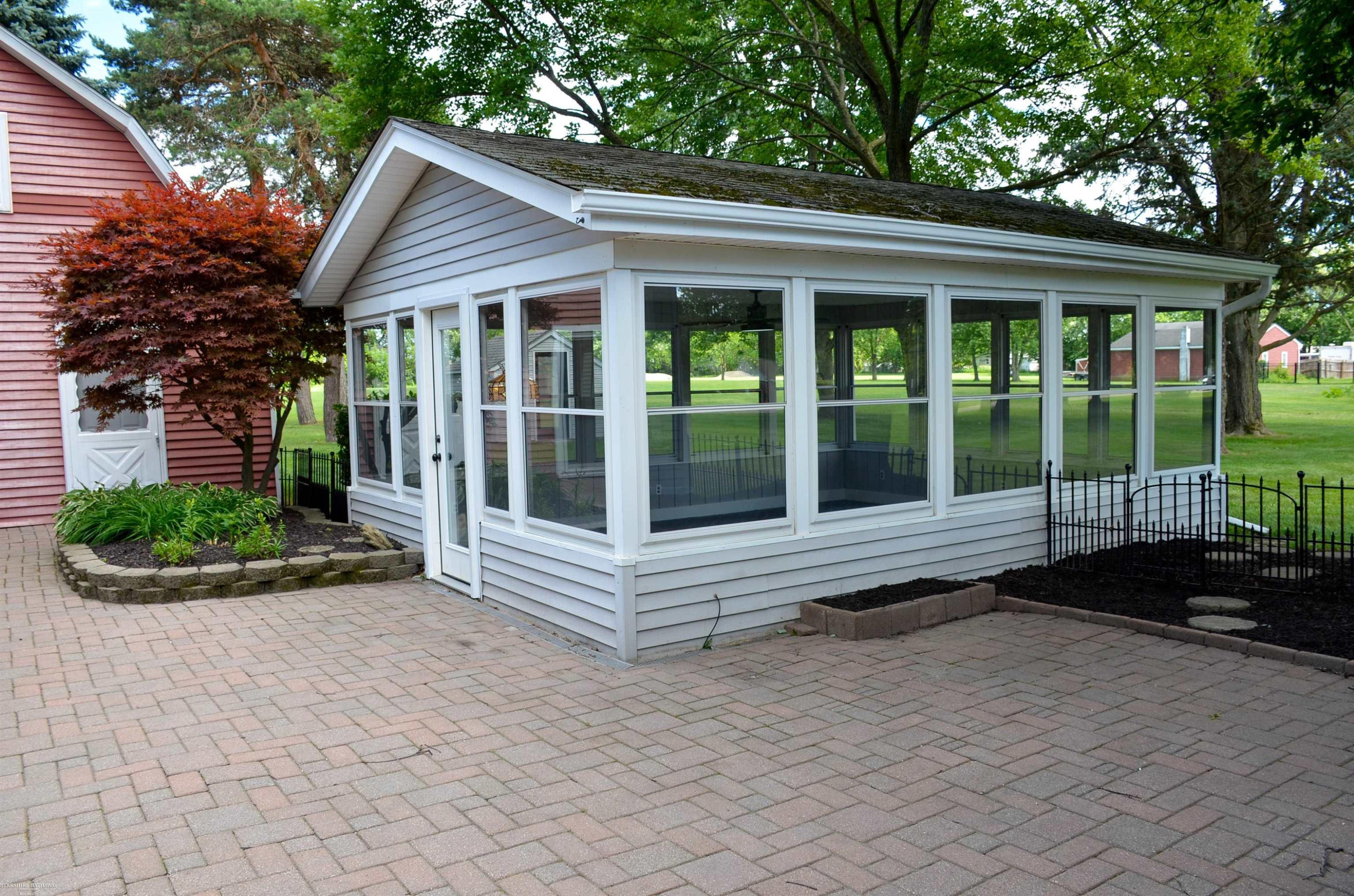 50400 Fairchild Road, New Baltimore, MI — Photo 5