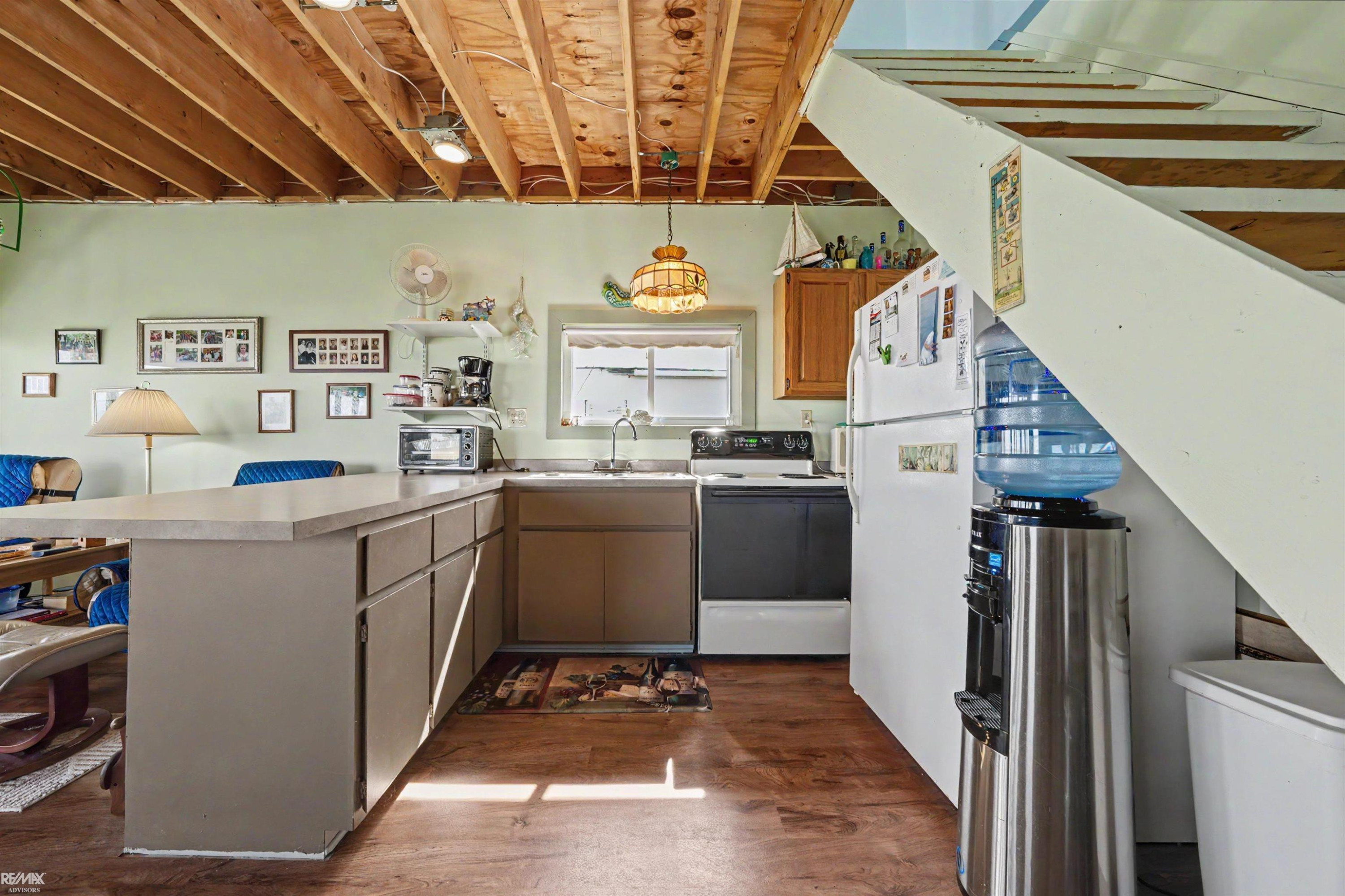 7286 South Channel Drive, MI 48028 — Photo 15