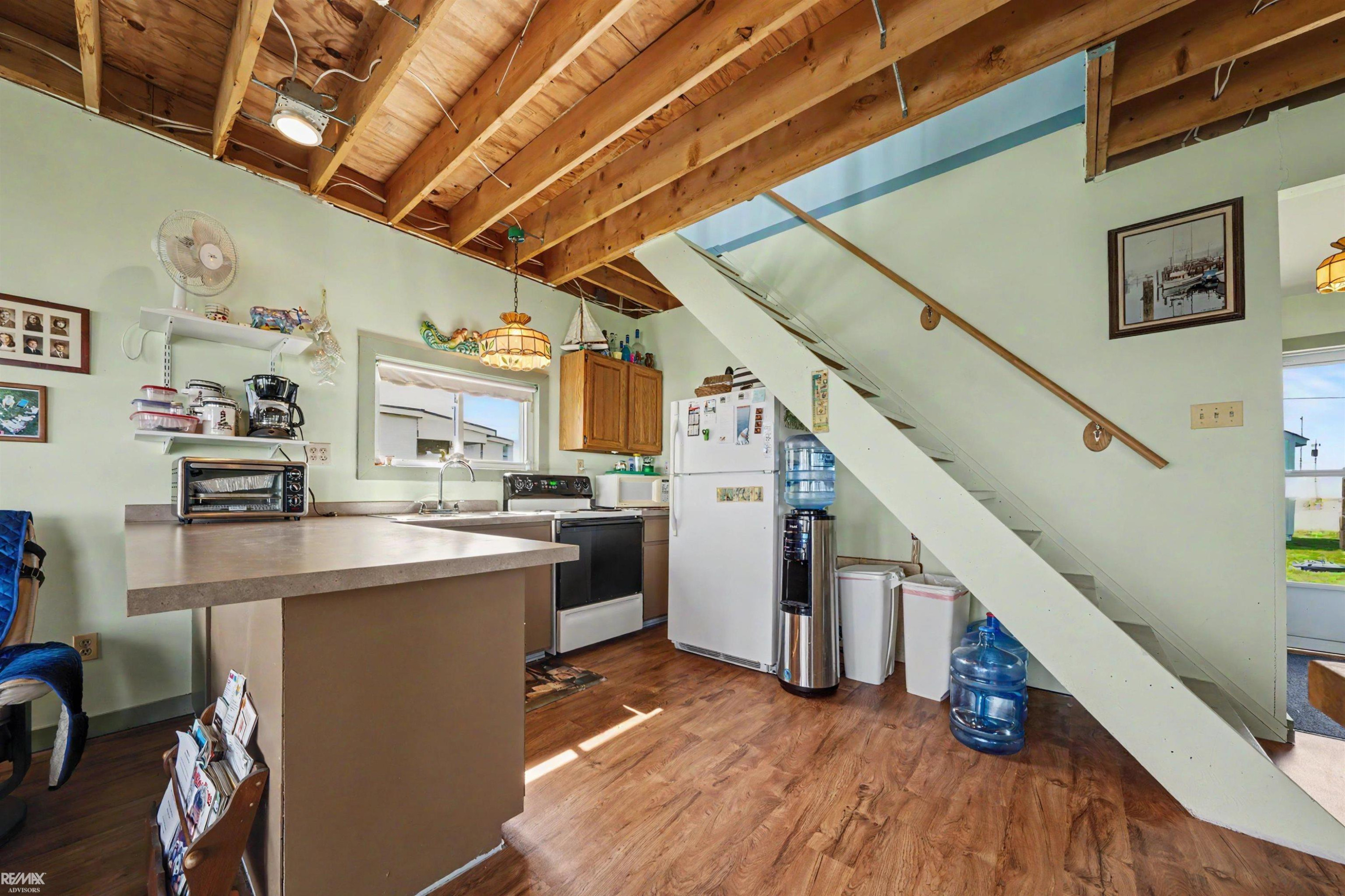 7286 South Channel Drive, MI 48028 — Photo 16