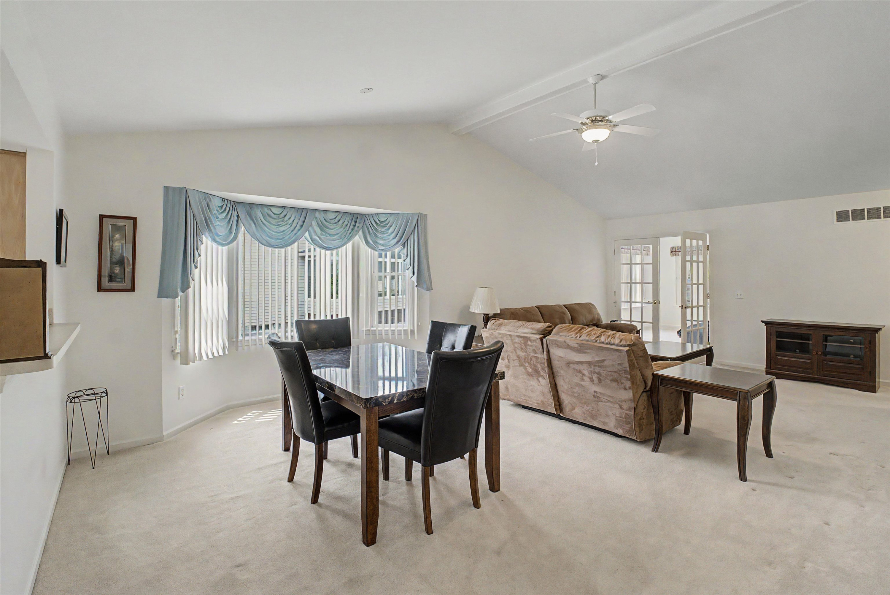 4264 Springbrook Drive, Swartz Creek, MI 48473 — Photo 3