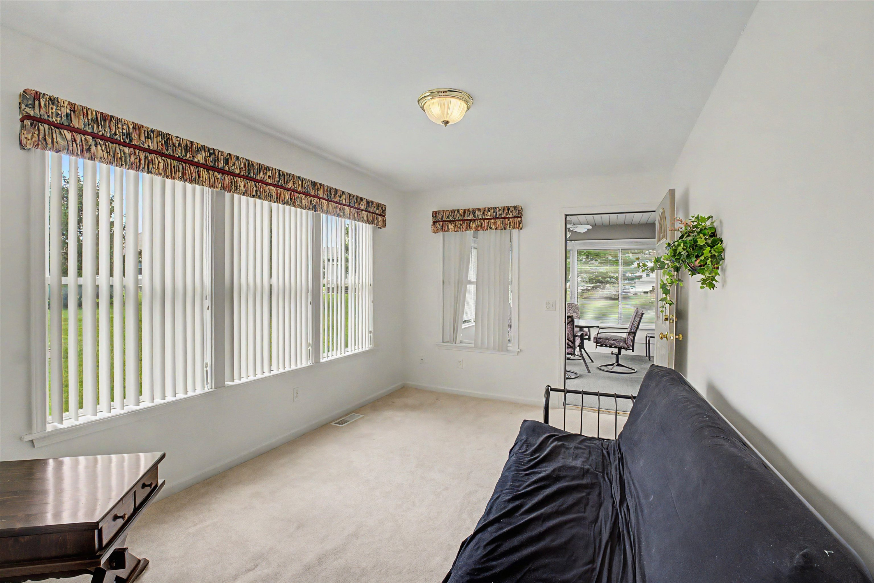 4264 Springbrook Drive, Swartz Creek, MI 48473 — Photo 9