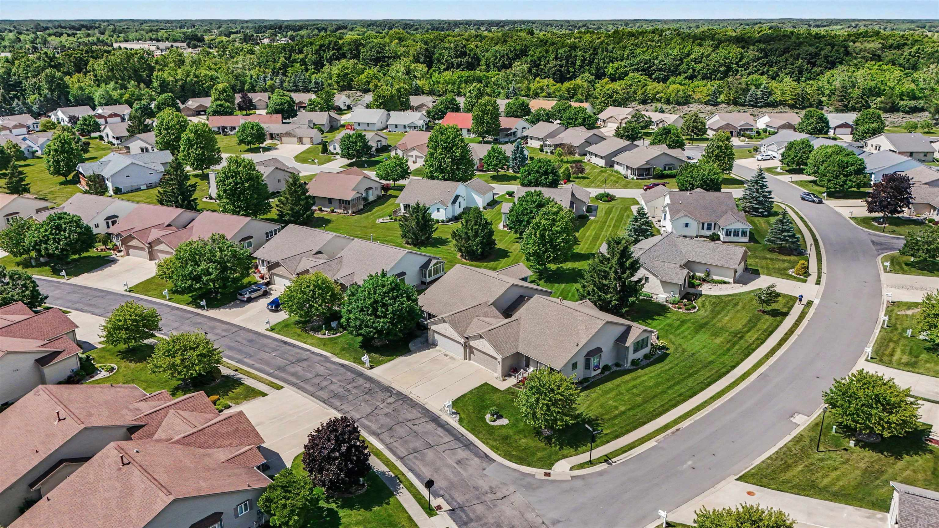 4264 Springbrook Drive, Swartz Creek, MI 48473 — Photo 25