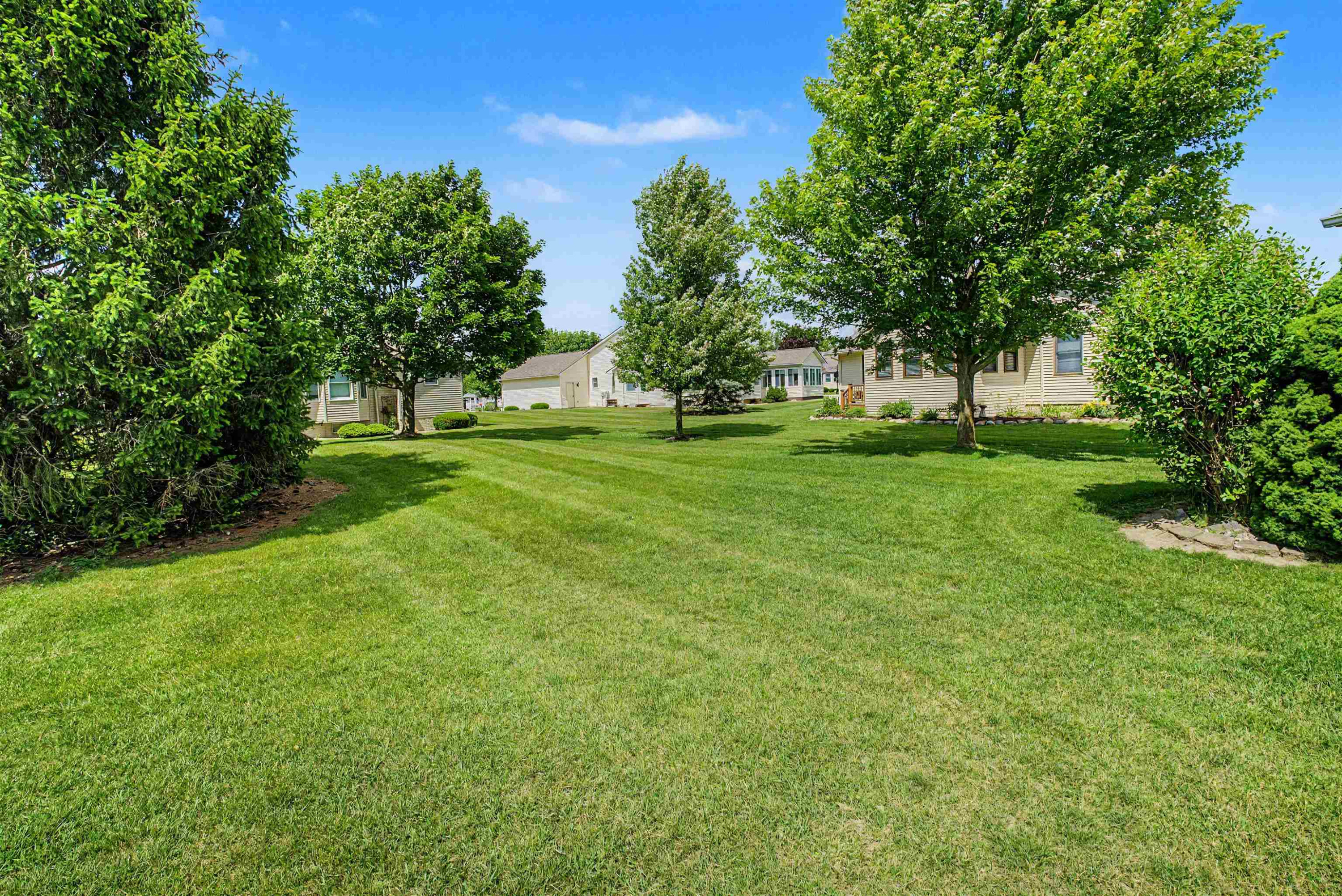 4264 Springbrook Drive, Swartz Creek, MI 48473 — Photo 26