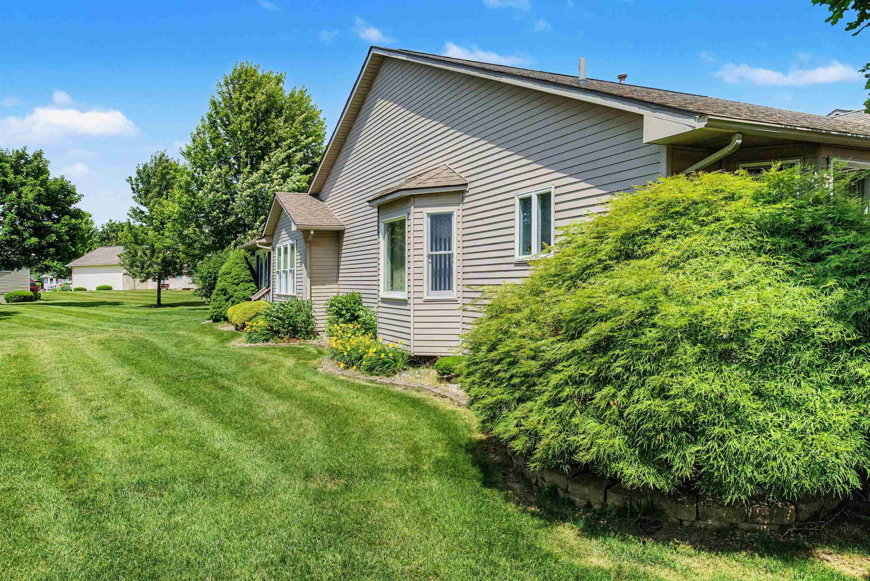 4264 Springbrook Drive, Swartz Creek, MI 48473 — Photo 29