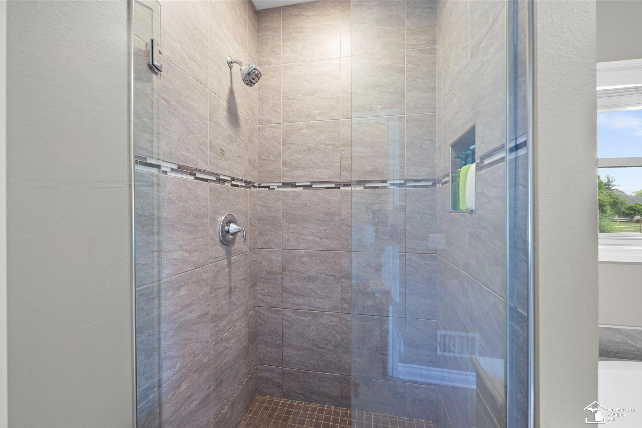 1235 Cascade Drive, Temperance, MI 48182 — Photo 15