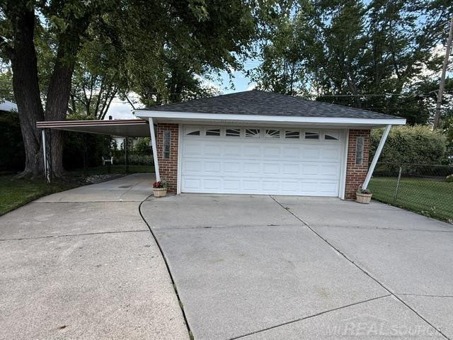 21209 Erben Street, Saint Clair Shores, MI 48081 — Photo 10