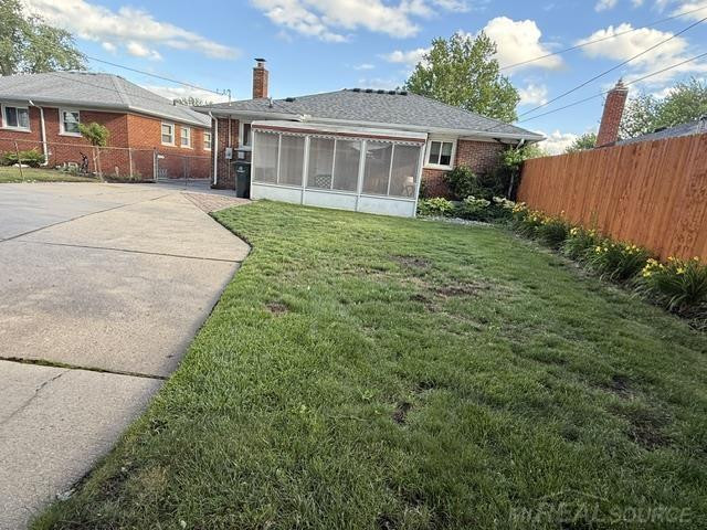 21209 Erben Street, Saint Clair Shores, MI 48081 — Photo 13