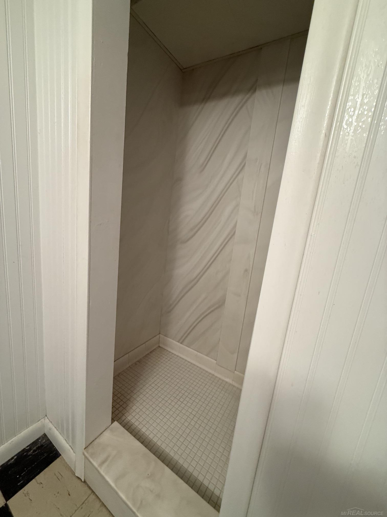 21209 Erben Street, Saint Clair Shores, MI 48081 — Photo 44