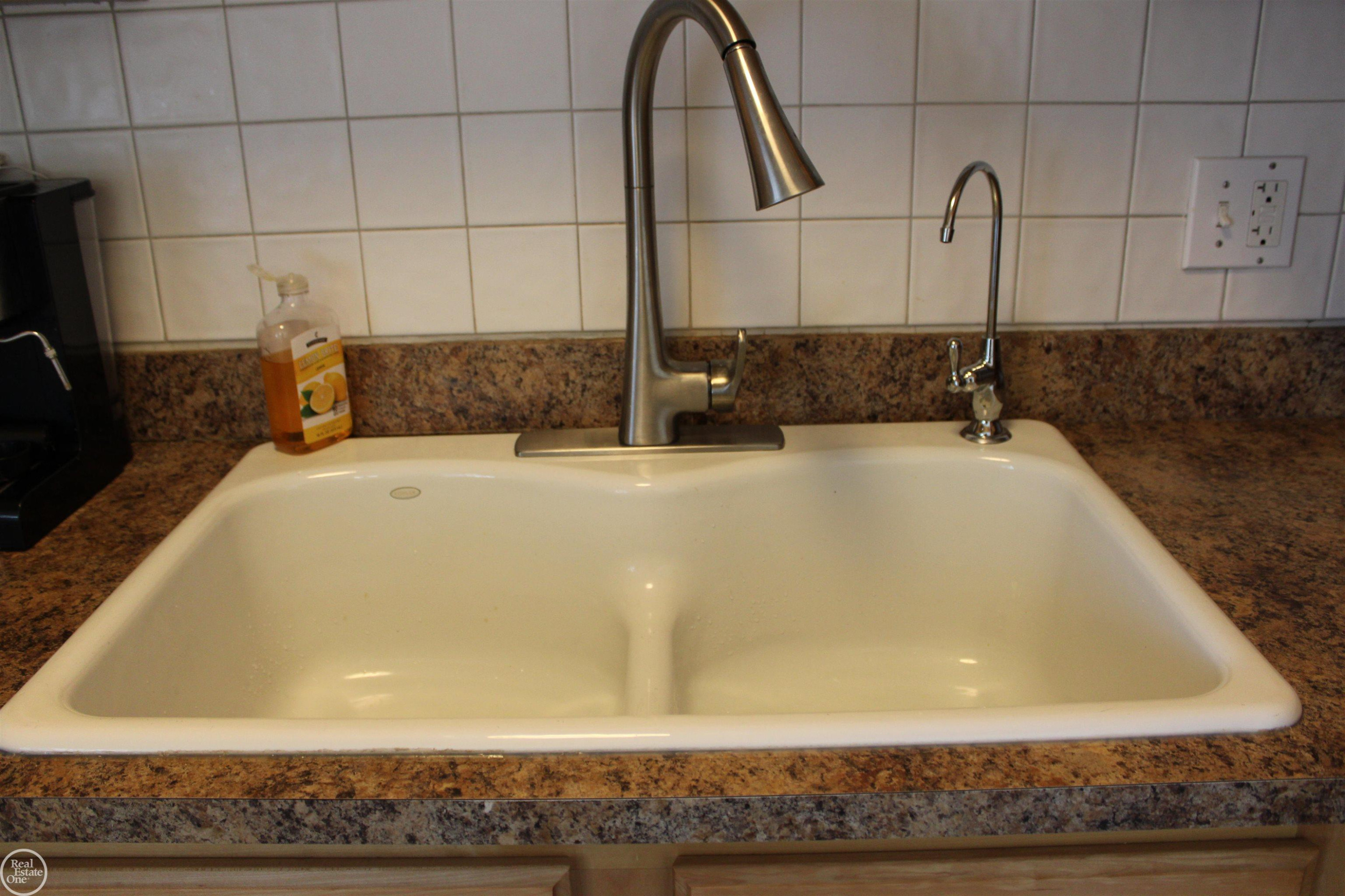 45731 Kensington Street, Utica, MI 48317 — Photo 34