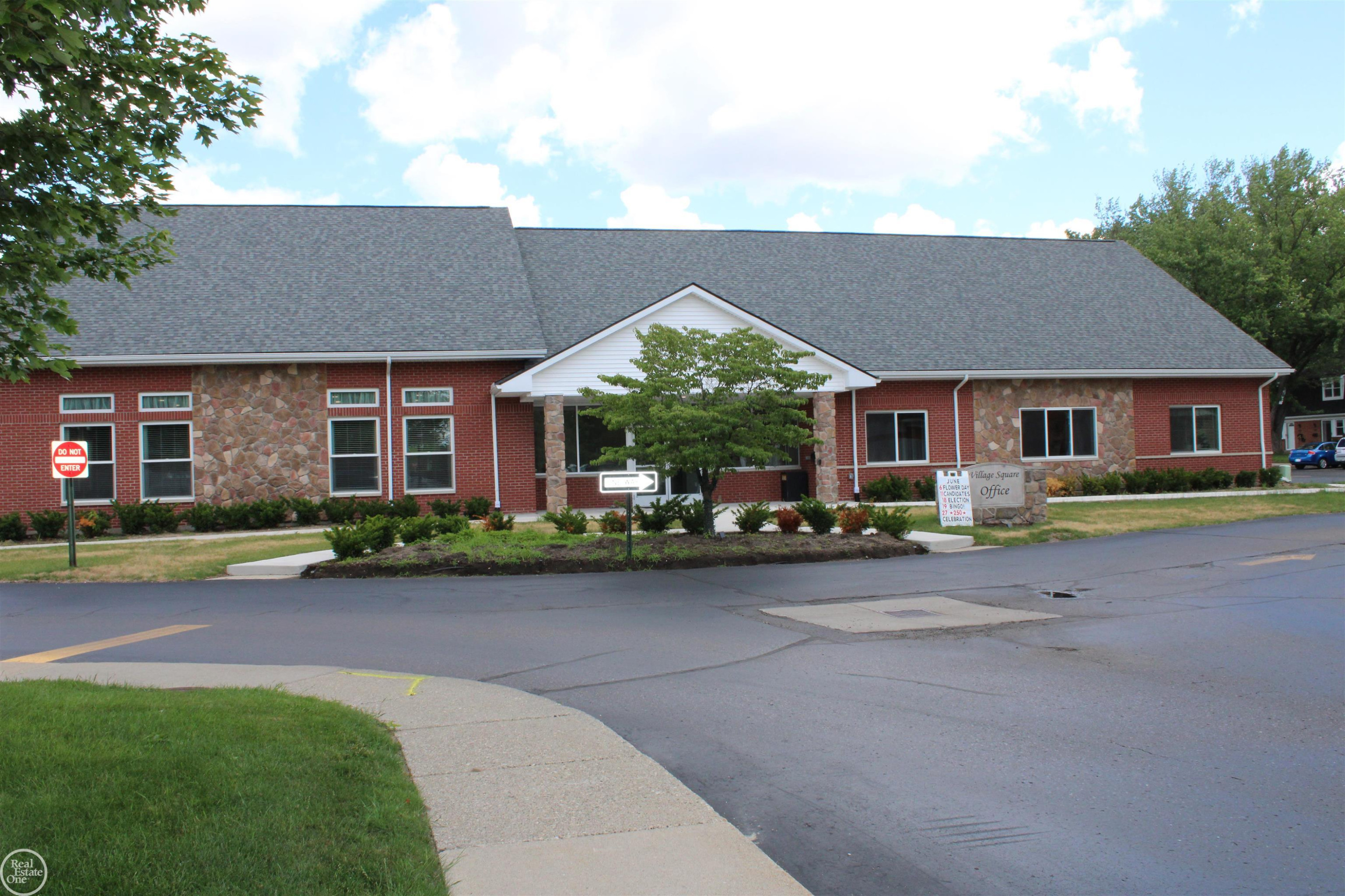 45731 Kensington Street, Utica, MI 48317 — Photo 46