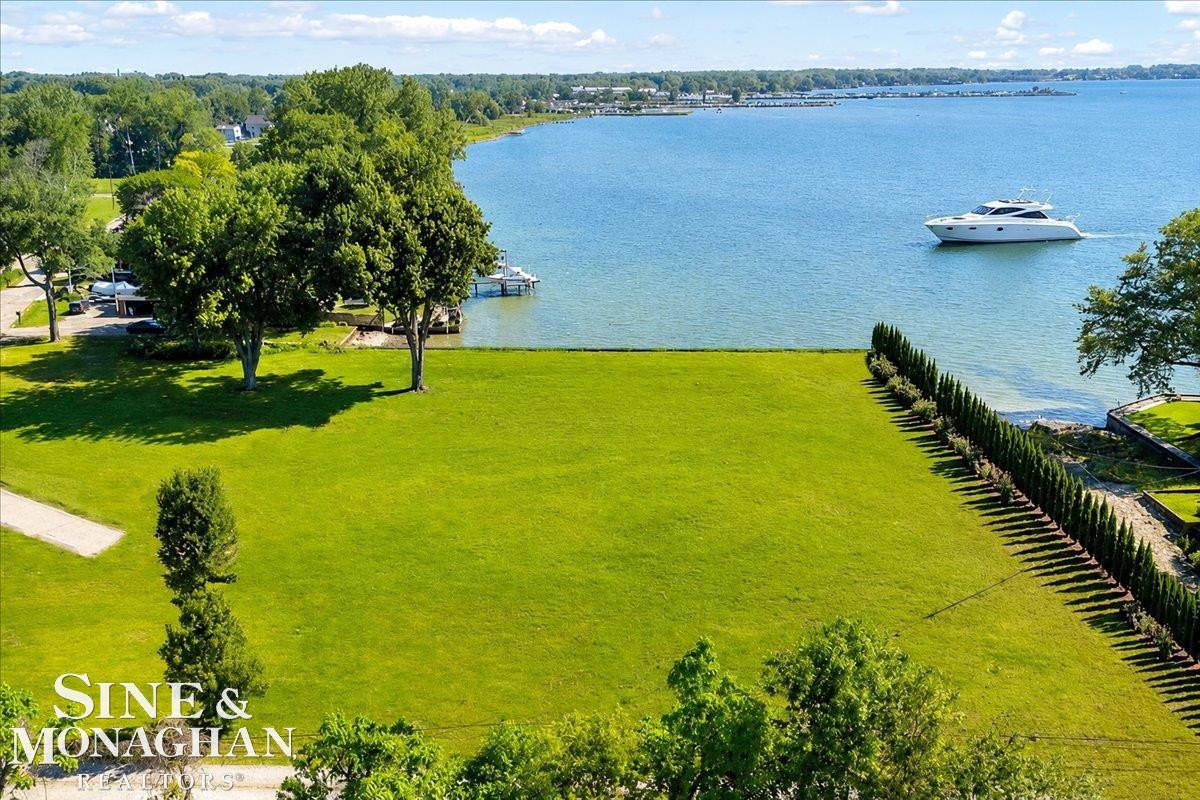 35190 Jeffers Court, MI — Photo 10