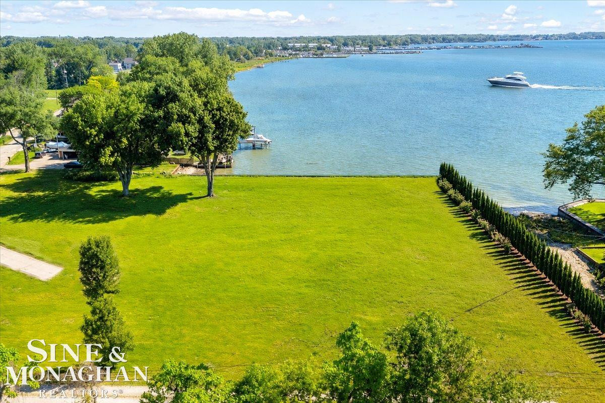 35190 Jeffers Court, MI — Photo 18