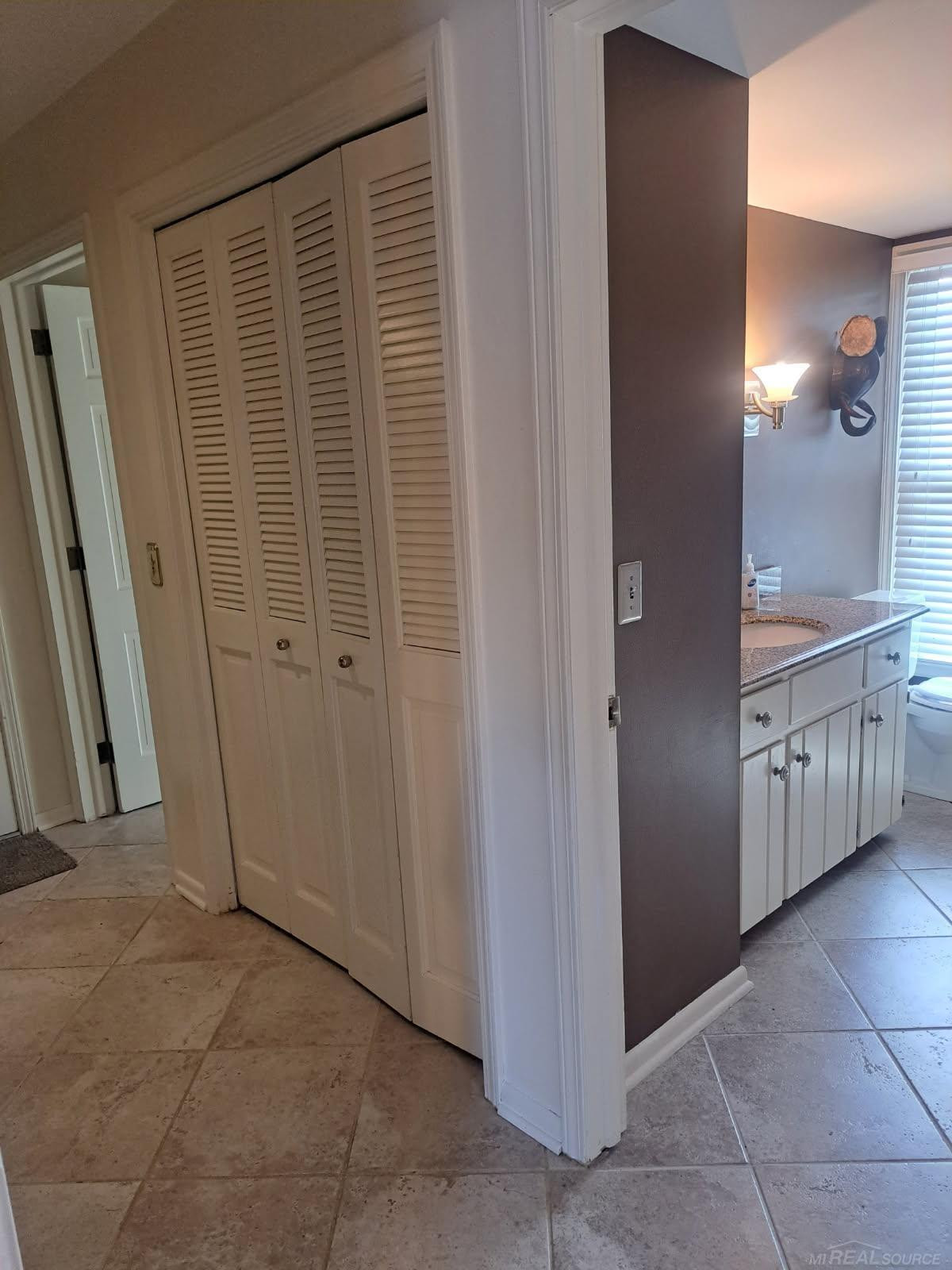 4312 Appletree Lane, Lansing, MI 48917 — Photo 12