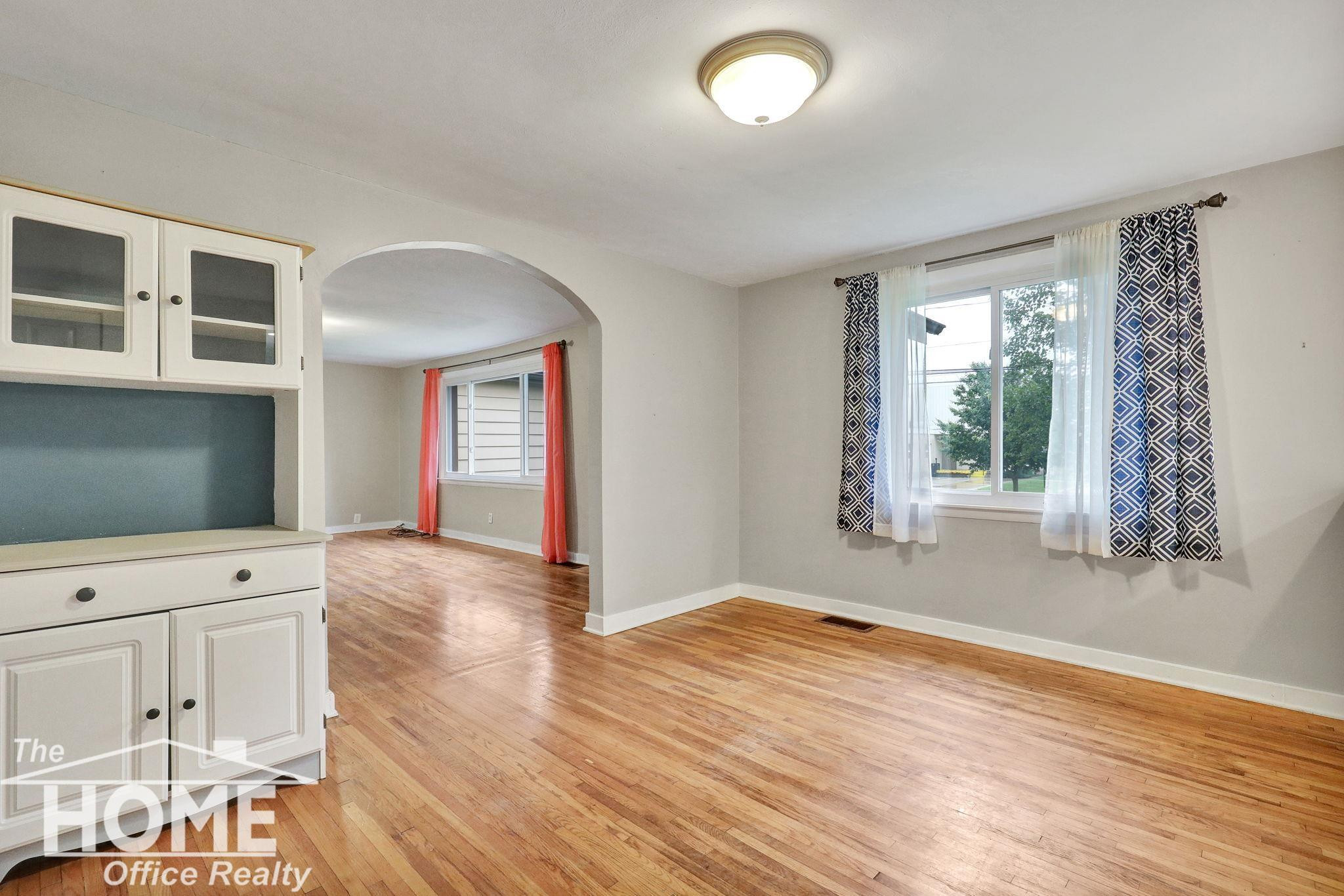204 E McArthur Street, Corunna, MI 48817 — Photo 8