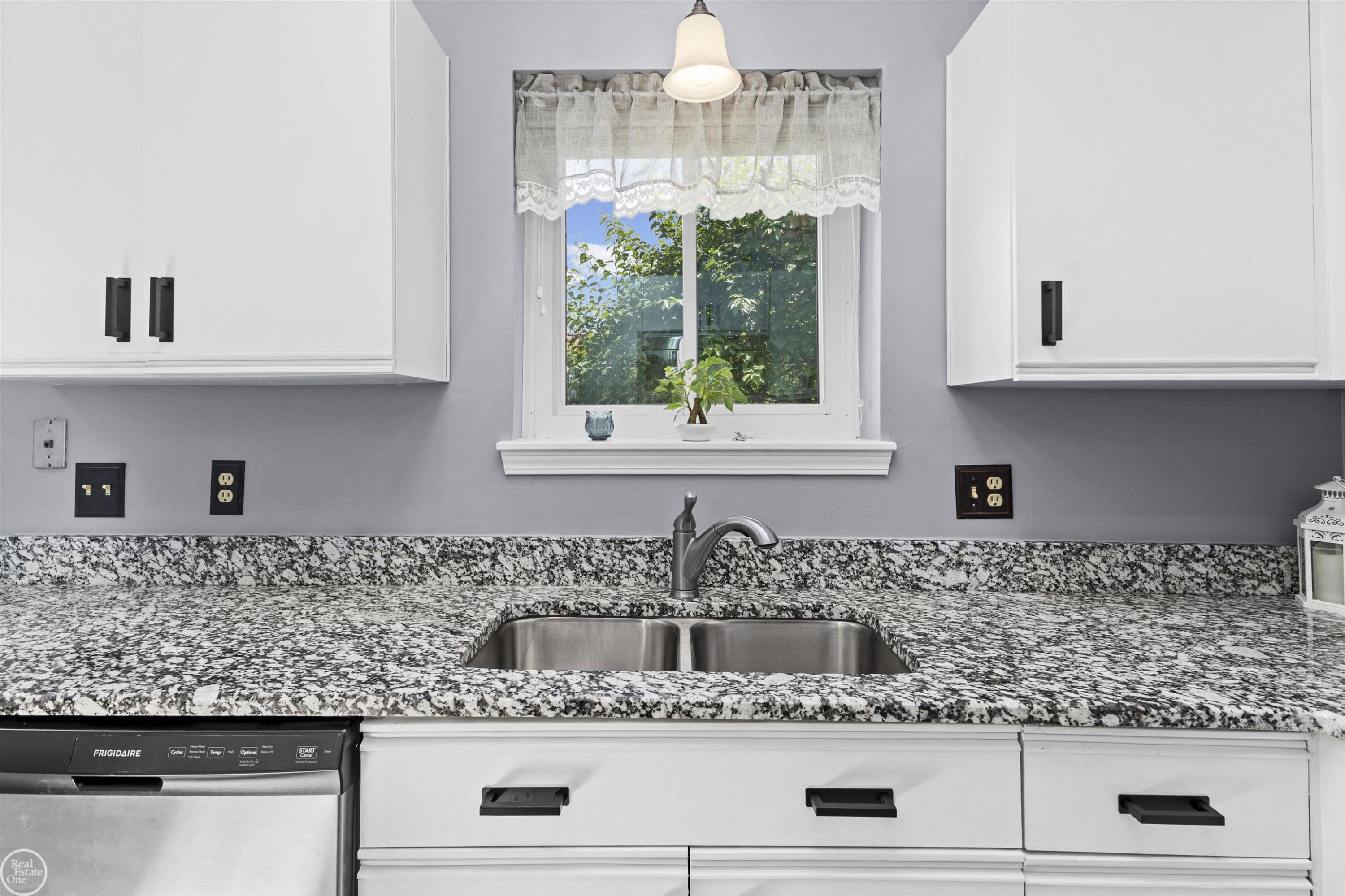 57271 Silver Maple Drive, Washington, MI — Photo 11