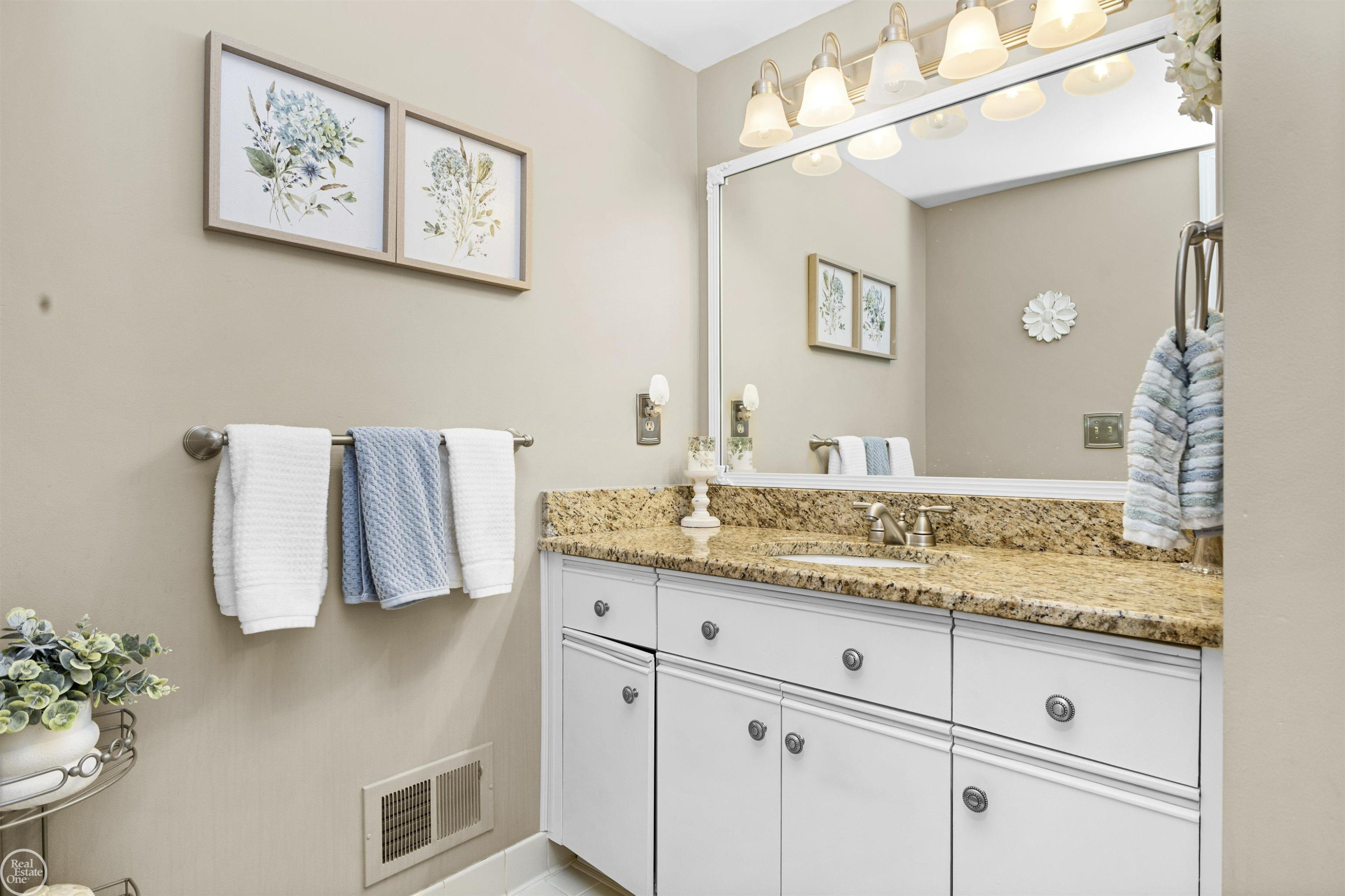 57271 Silver Maple Drive, Washington, MI — Photo 17
