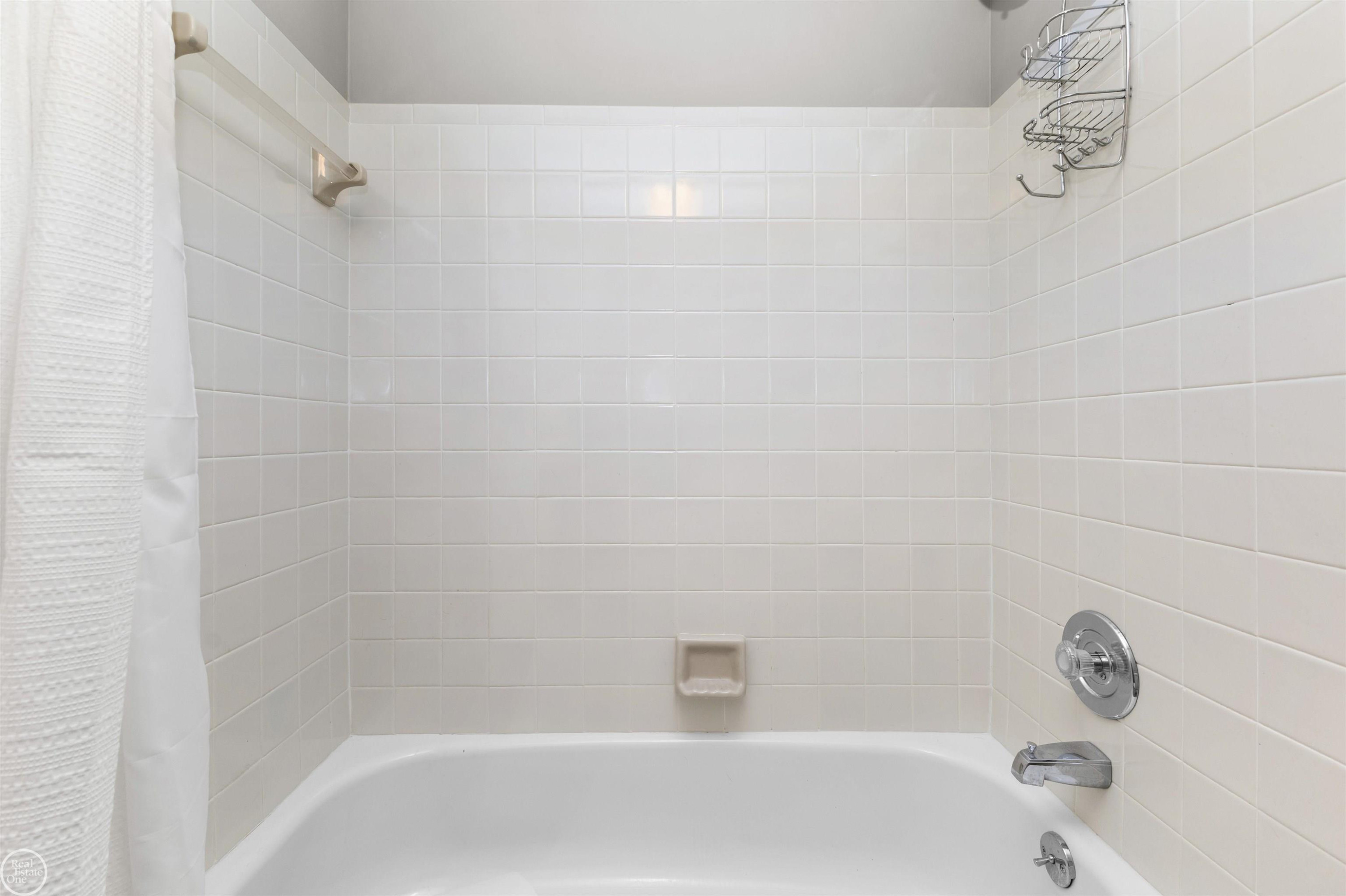 57271 Silver Maple Drive, Washington, MI — Photo 18