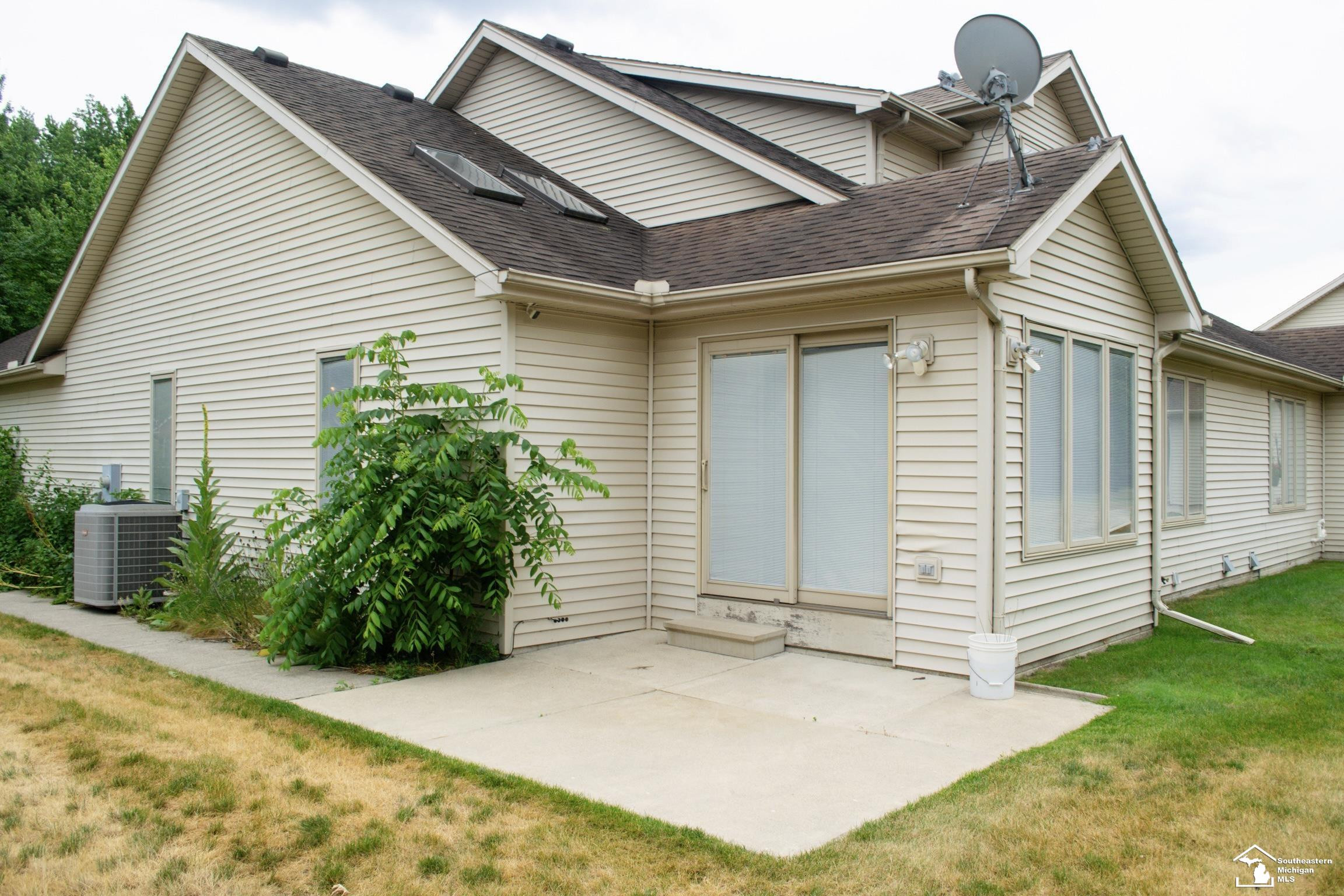 1626 Spruce Court, Temperance, MI 48182 — Photo 28