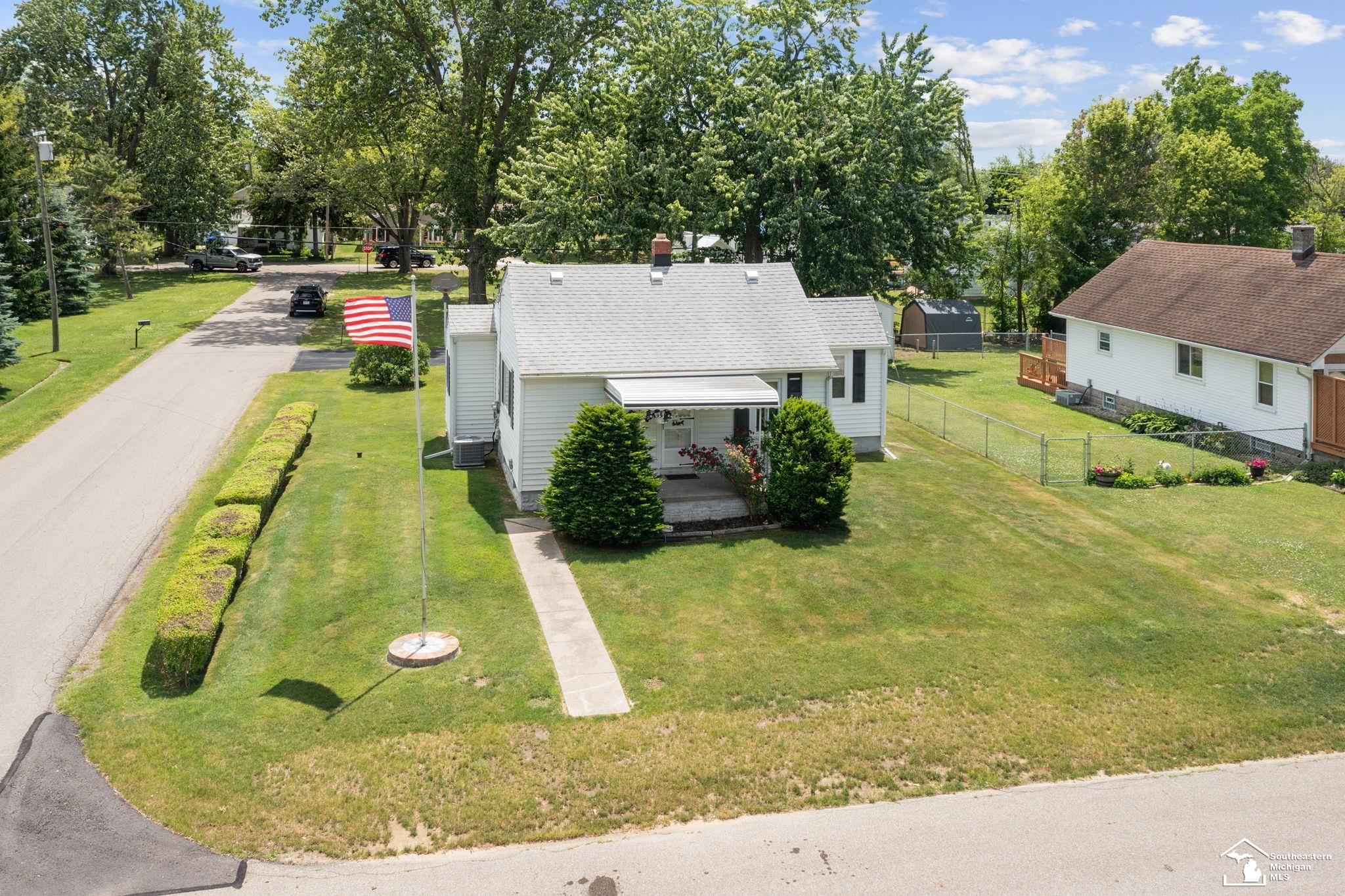 1011 Rambow Drive, Monroe, MI 48161 — Photo 2