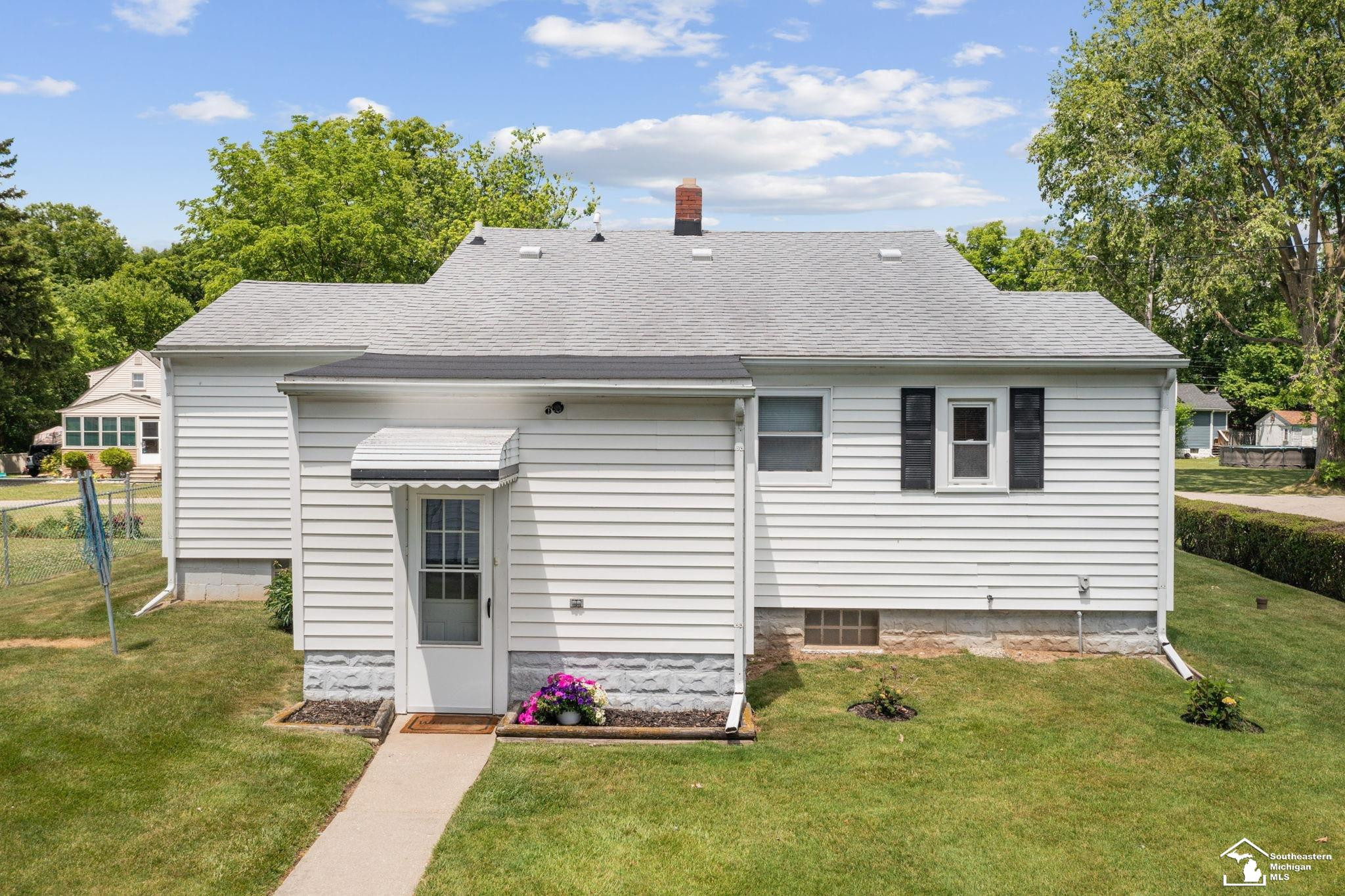 1011 Rambow Drive, Monroe, MI 48161 — Photo 6