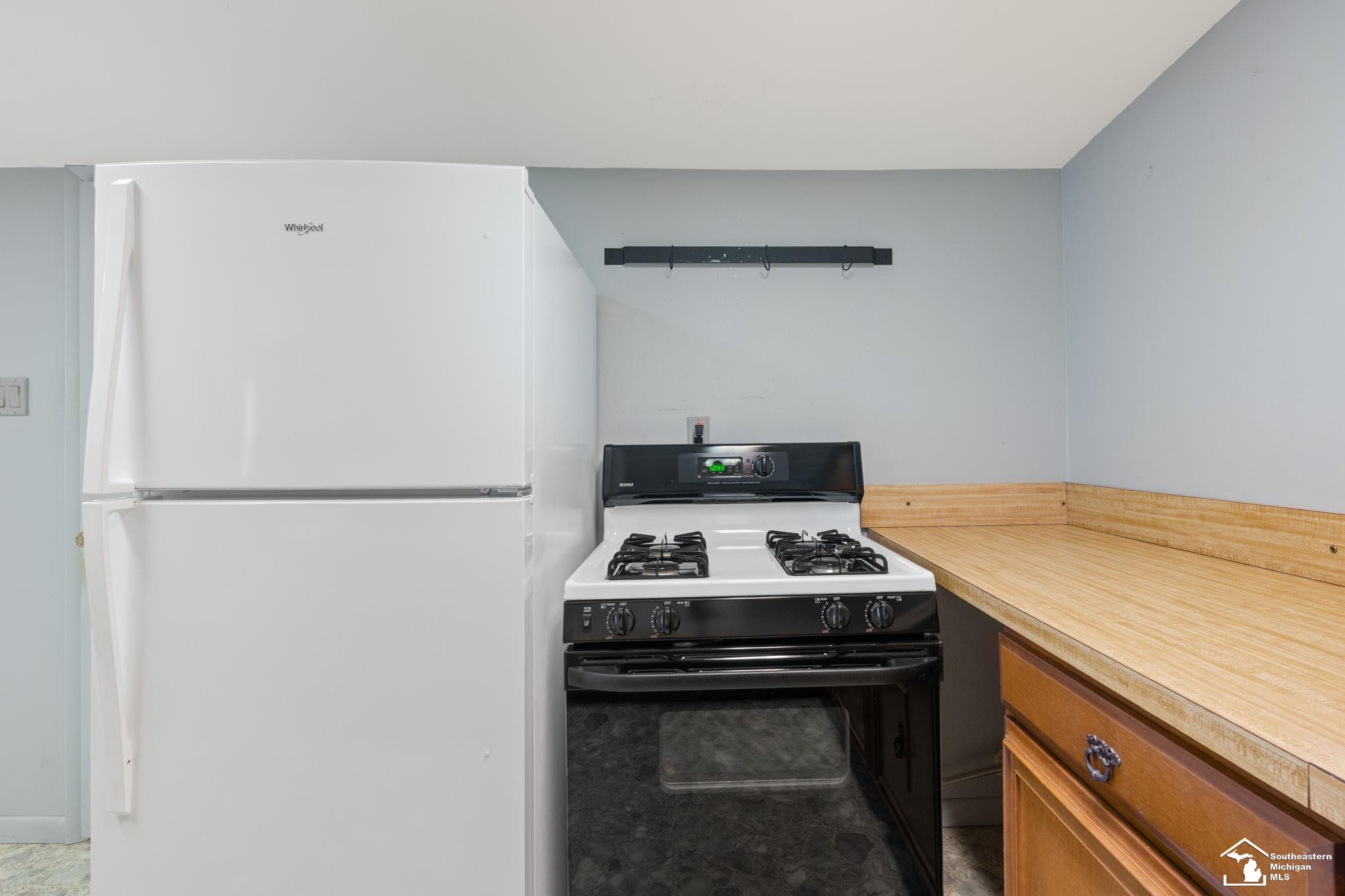 1011 Rambow Drive, Monroe, MI 48161 — Photo 10