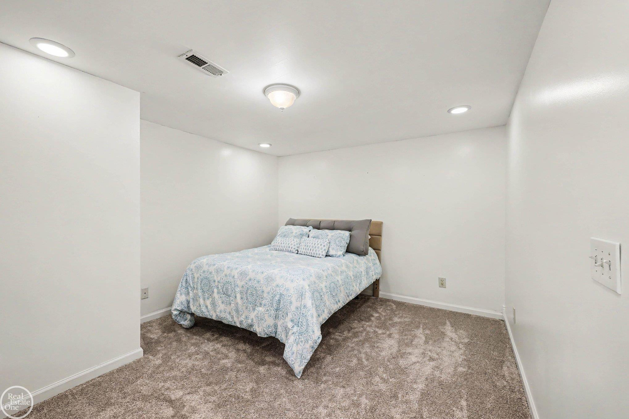 755 E Romeo Road, Leonard, MI 48367 — Photo 15