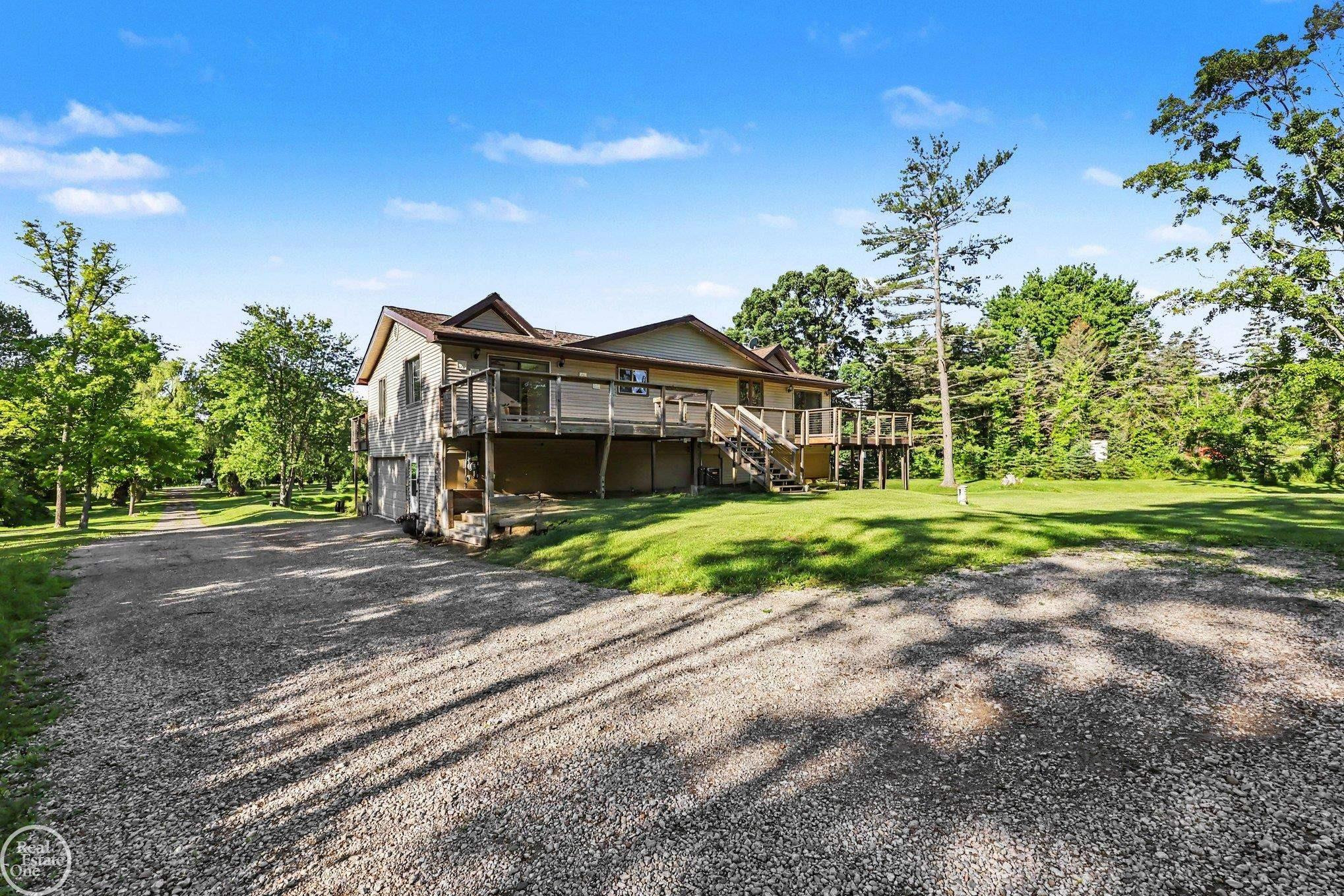 755 E Romeo Road, Leonard, MI 48367 — Photo 24