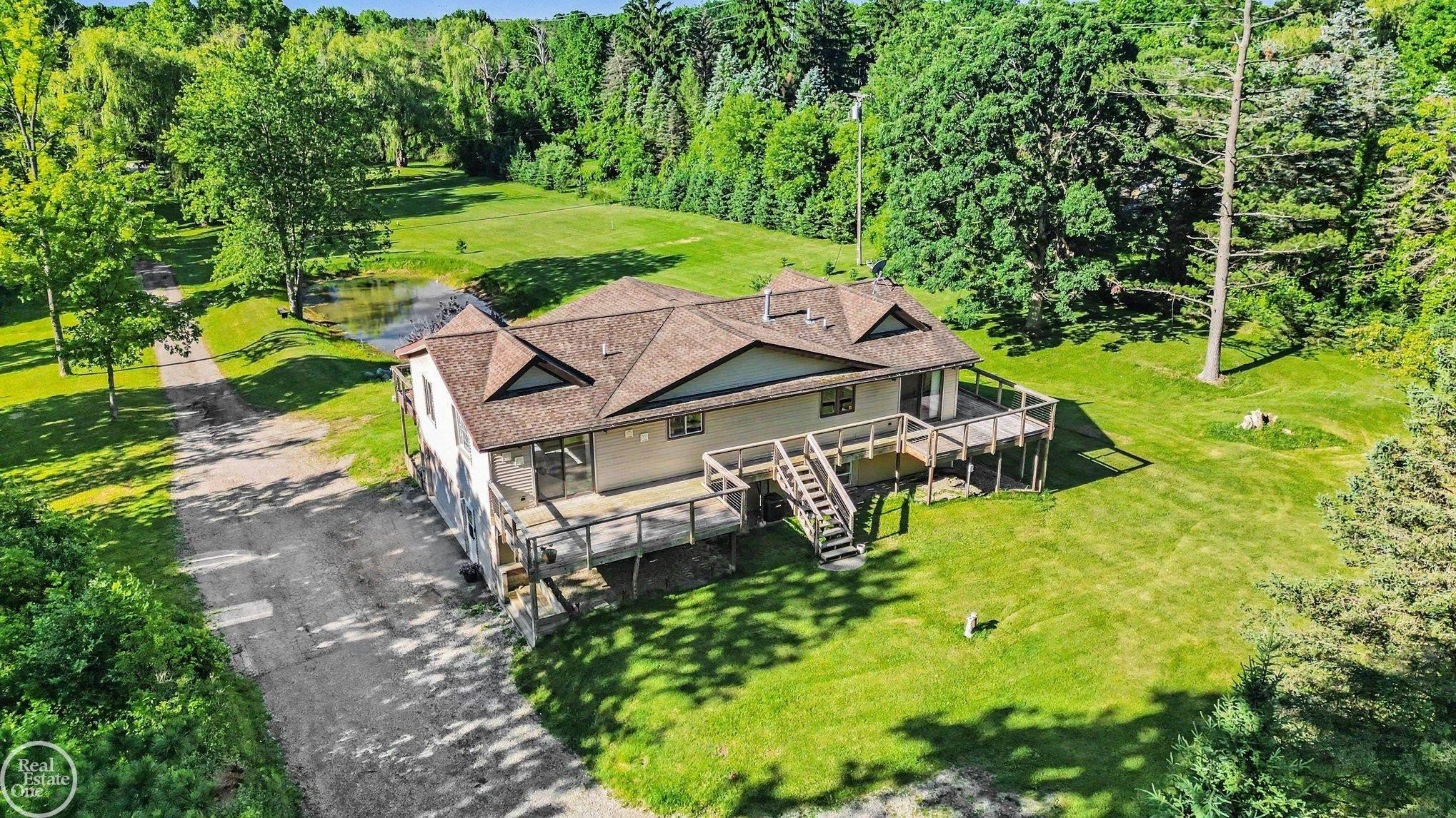 755 E Romeo Road, Leonard, MI 48367 — Photo 30