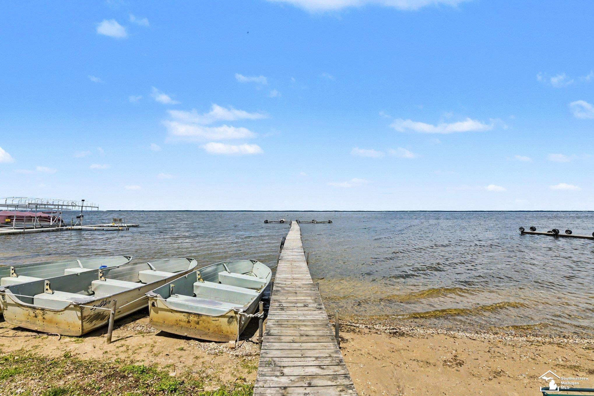 5358 W Houghton Lake Drive, Houghton Lake, MI 48629 — Photo 8