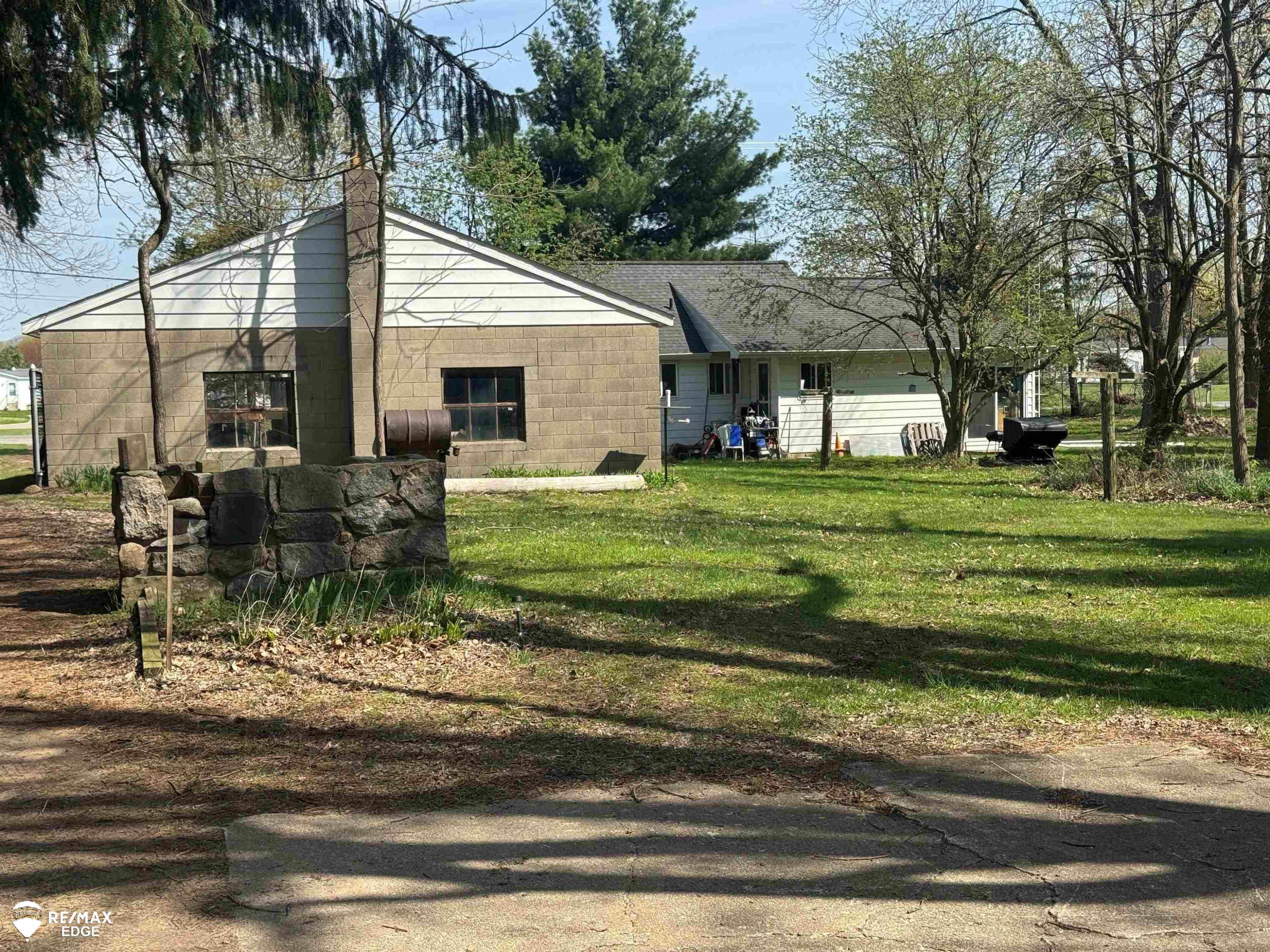 5262 E Coldwater Road, Flint, MI 48506 — Photo 11