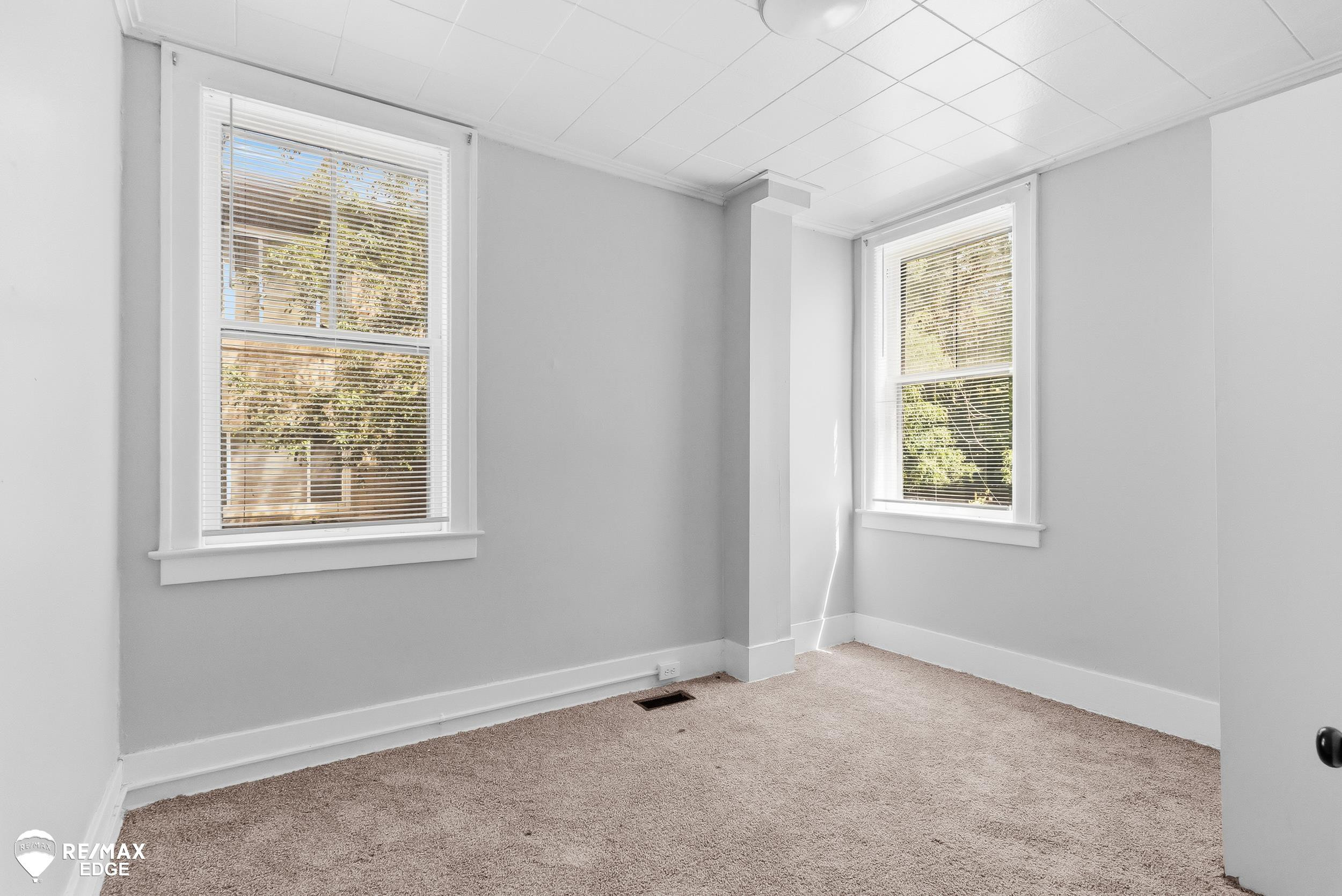 625 Thayer Street, Flint, MI 48503 — Photo 17