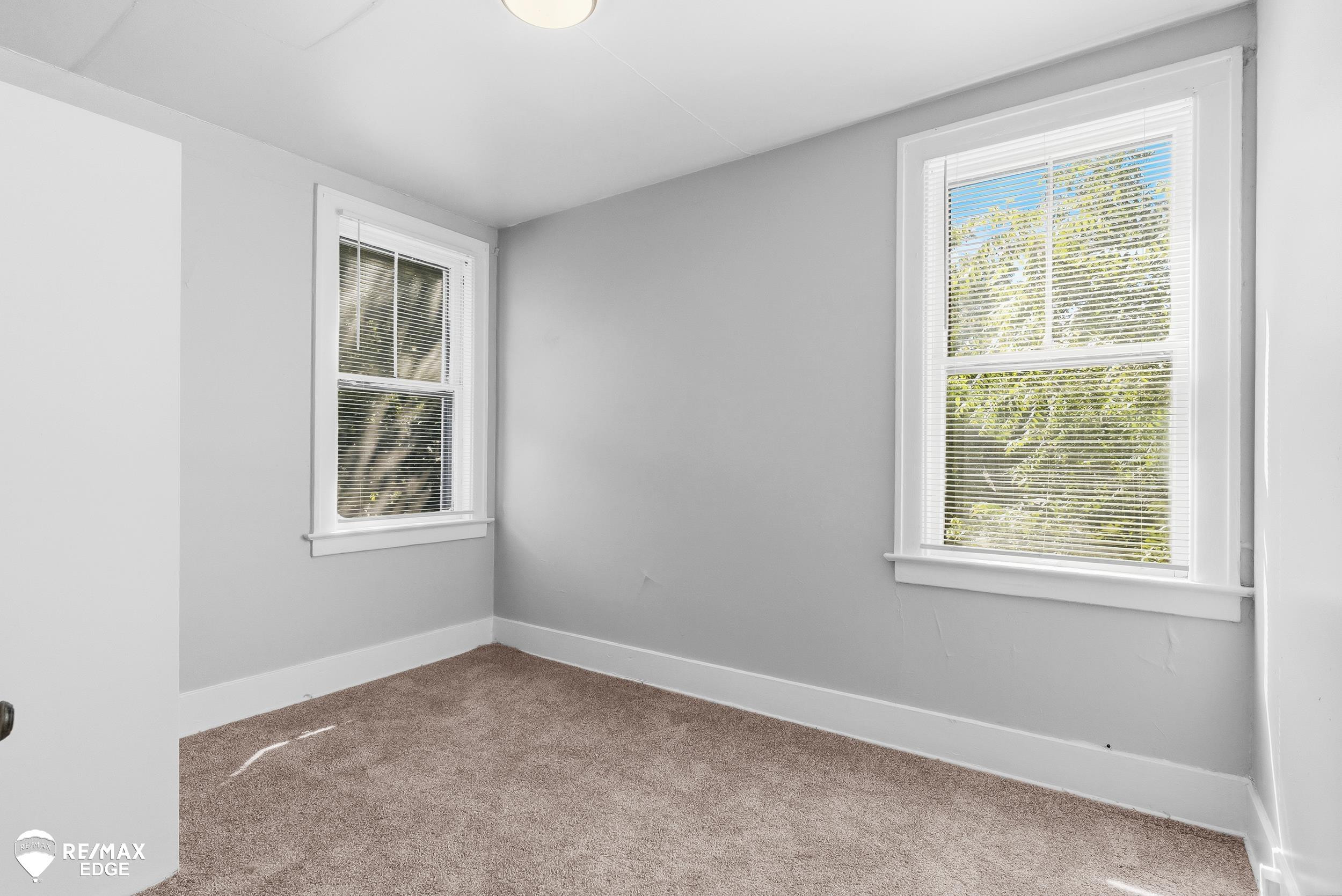 625 Thayer Street, Flint, MI 48503 — Photo 35