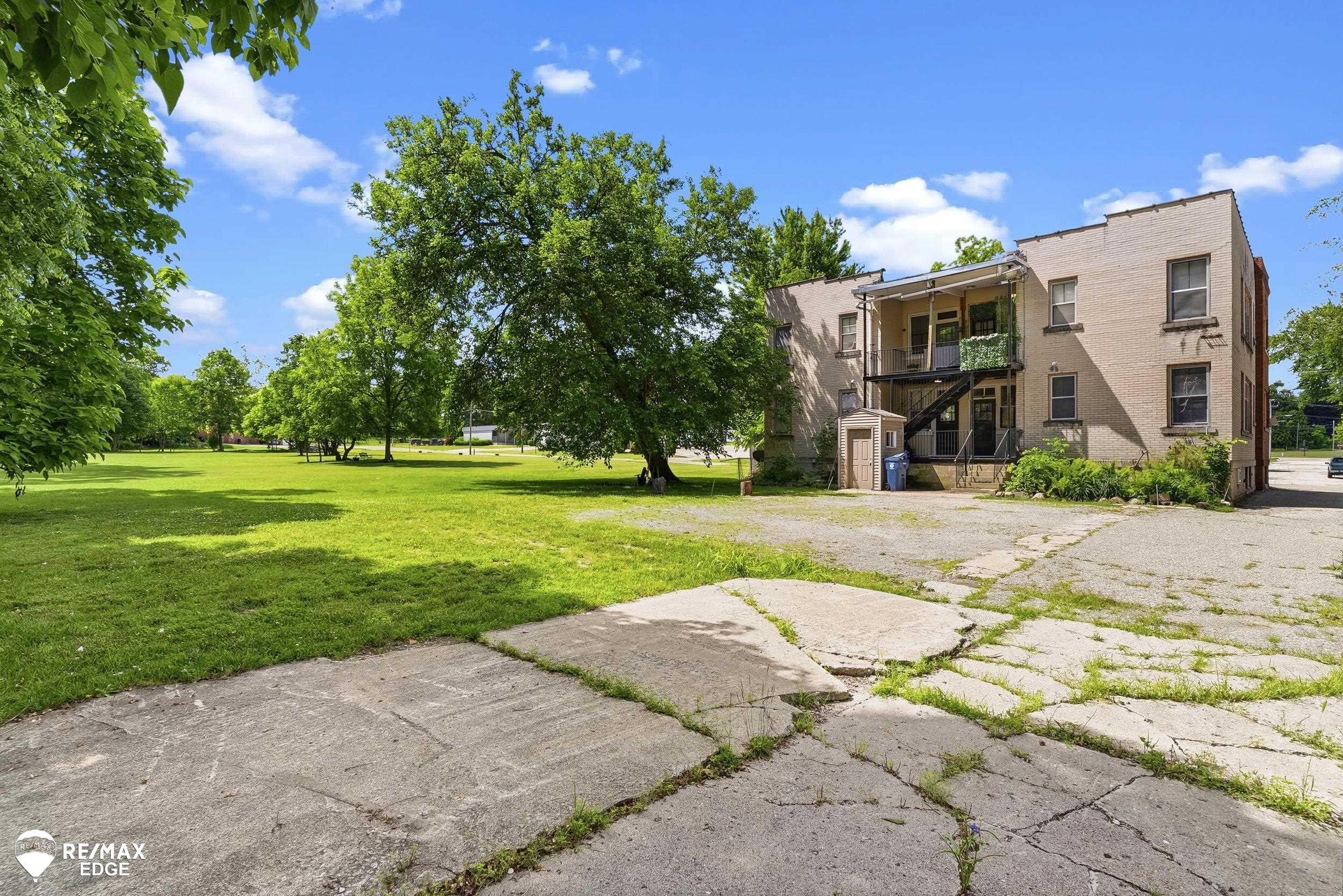 625 Thayer Street, Flint, MI 48503 — Photo 46
