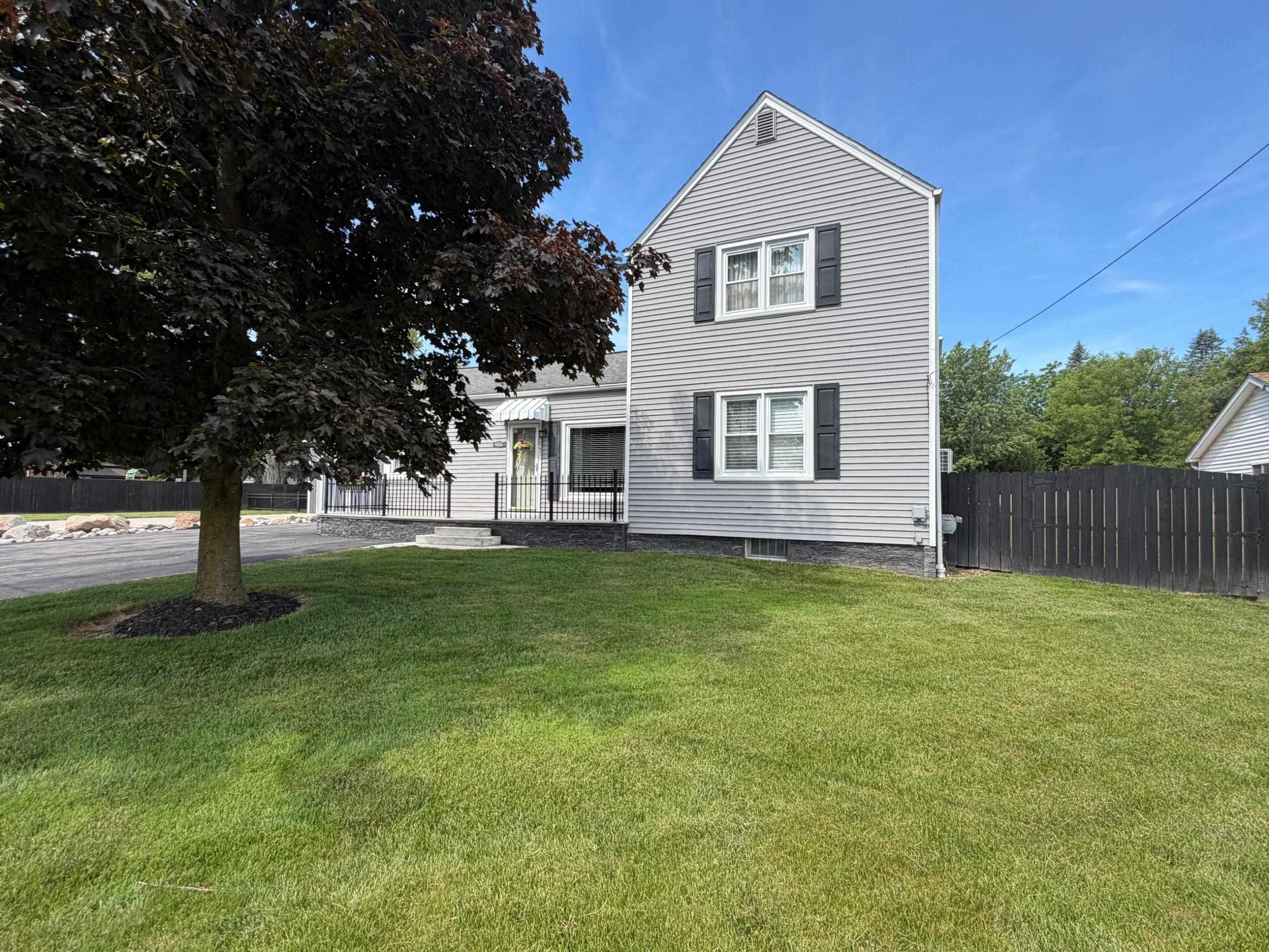 6047 N State Road, Davison, MI 48423 — Photo 2