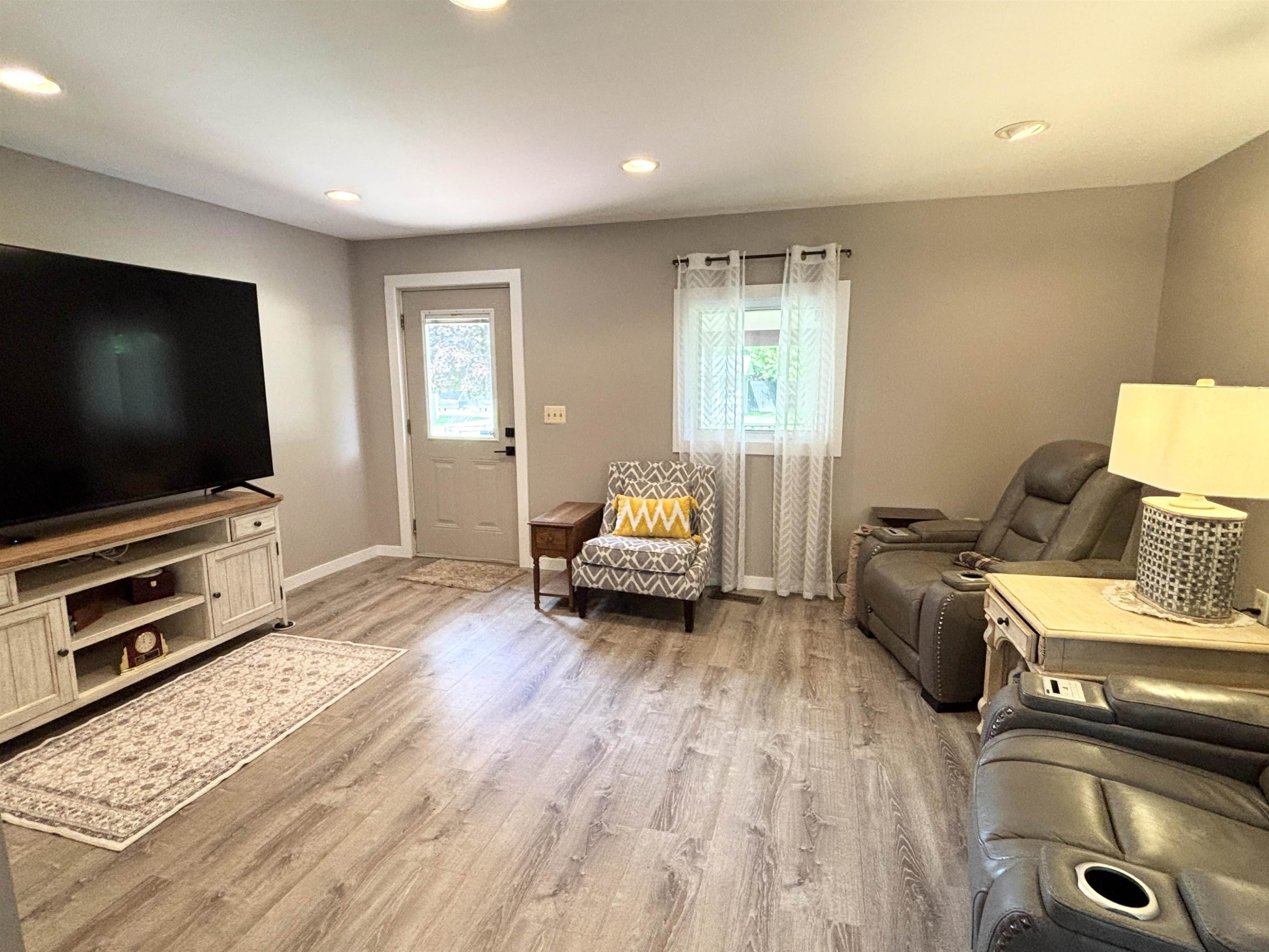 6047 N State Road, Davison, MI 48423 — Photo 33