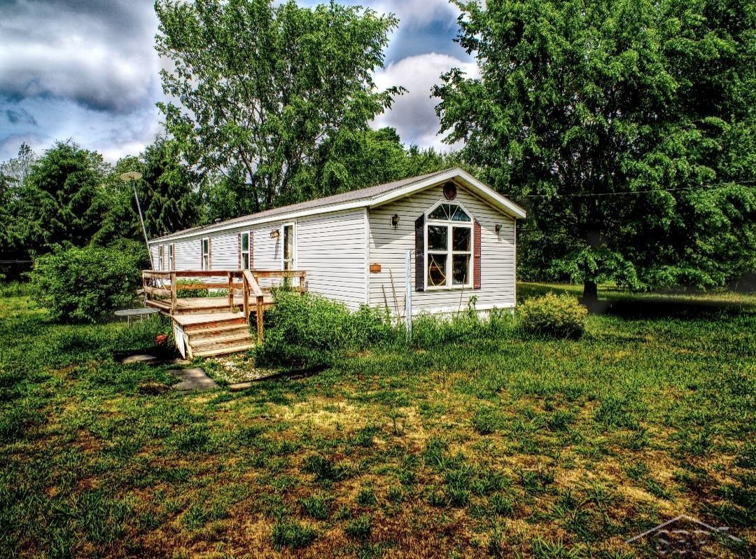 1128 Rashell Drive, Crystal, MI 48818